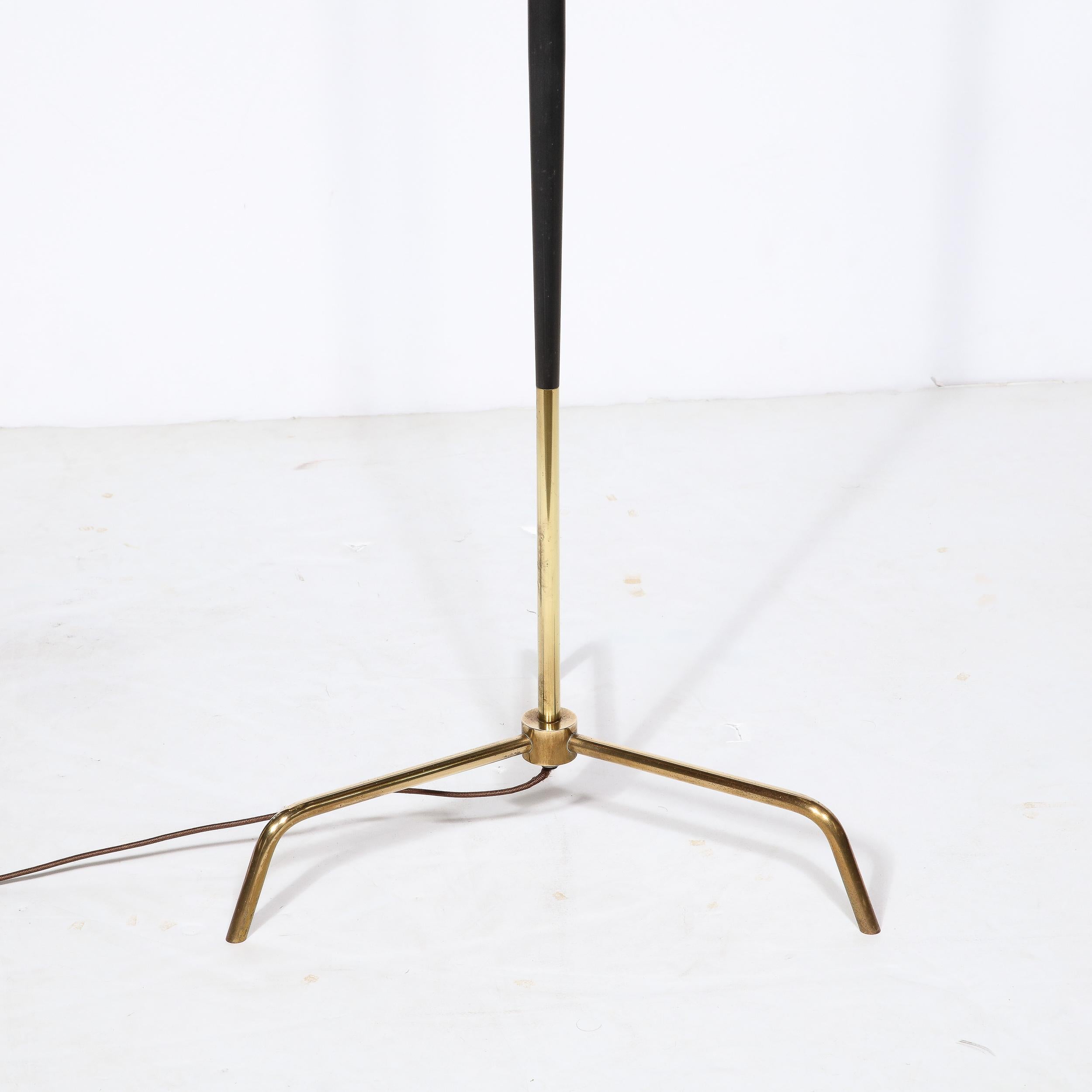 Mid-Century Modern Tapered Floor Lamp in Brass and Black Enamel In Excellent Condition In New York, NY