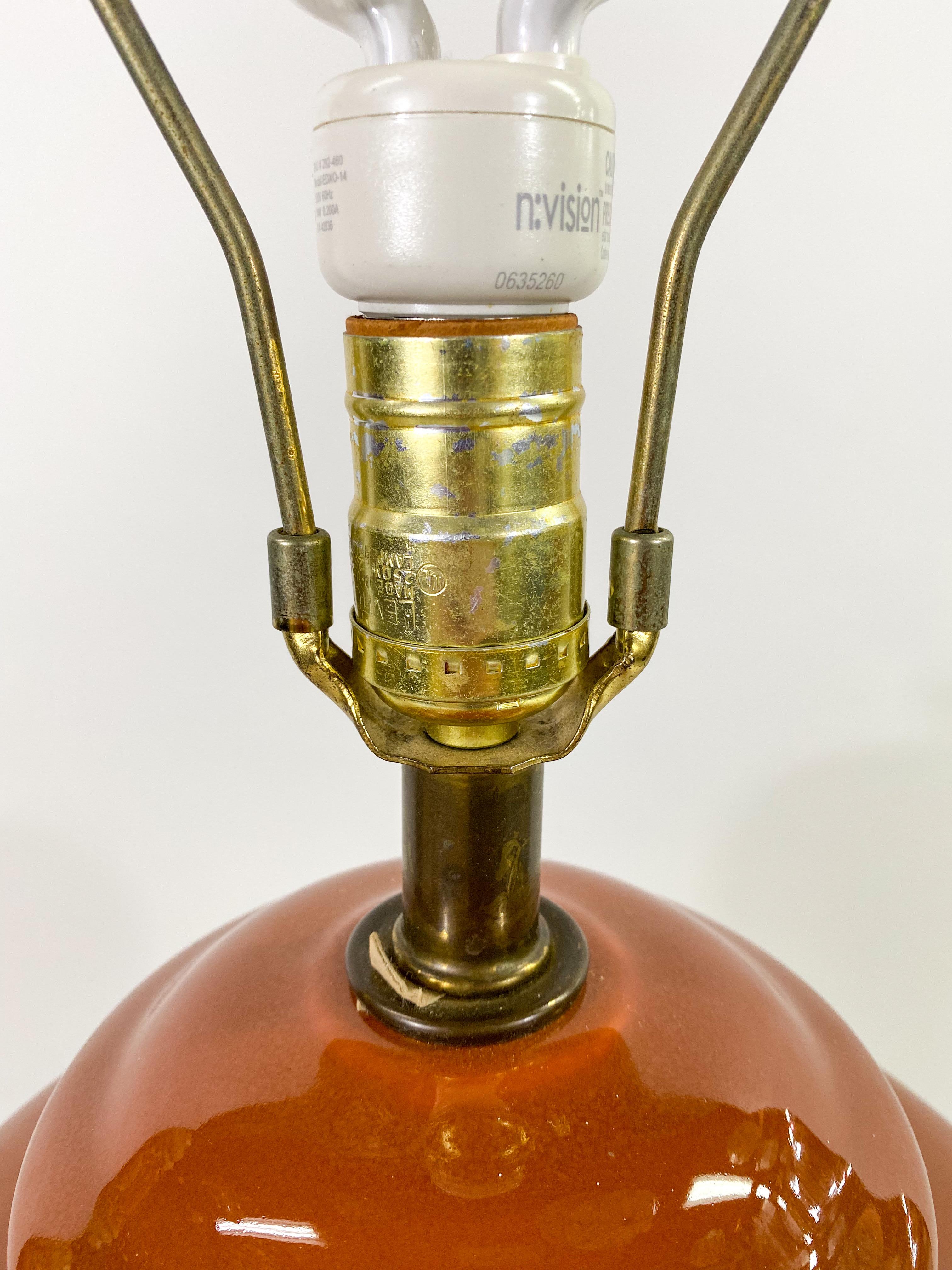 Mid-Century Modern Tawny Brown Ceramic Table Lamp, a Pair 3
