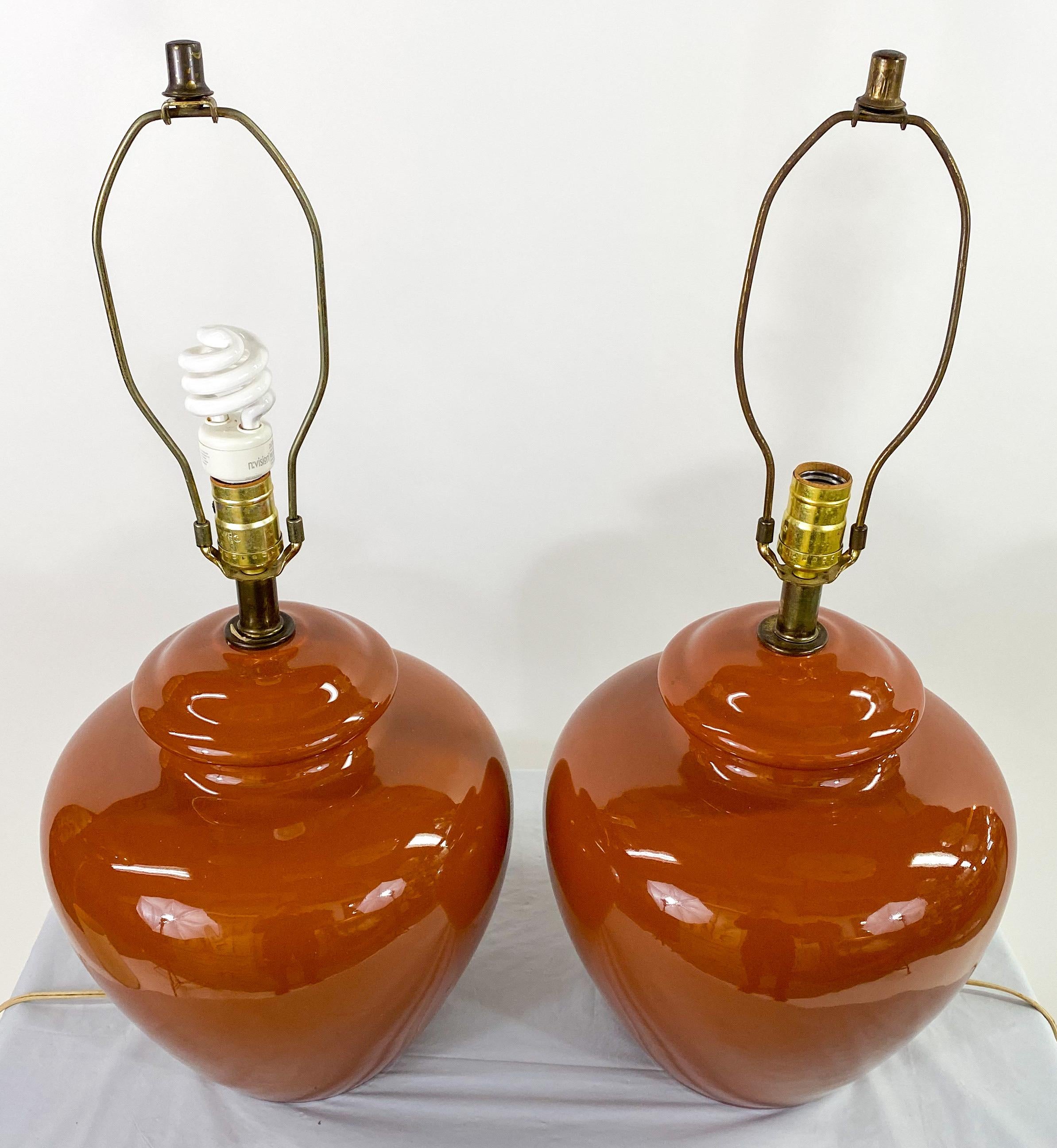 Mid-Century Modern Tawny Brown Ceramic Table Lamp, a Pair 5