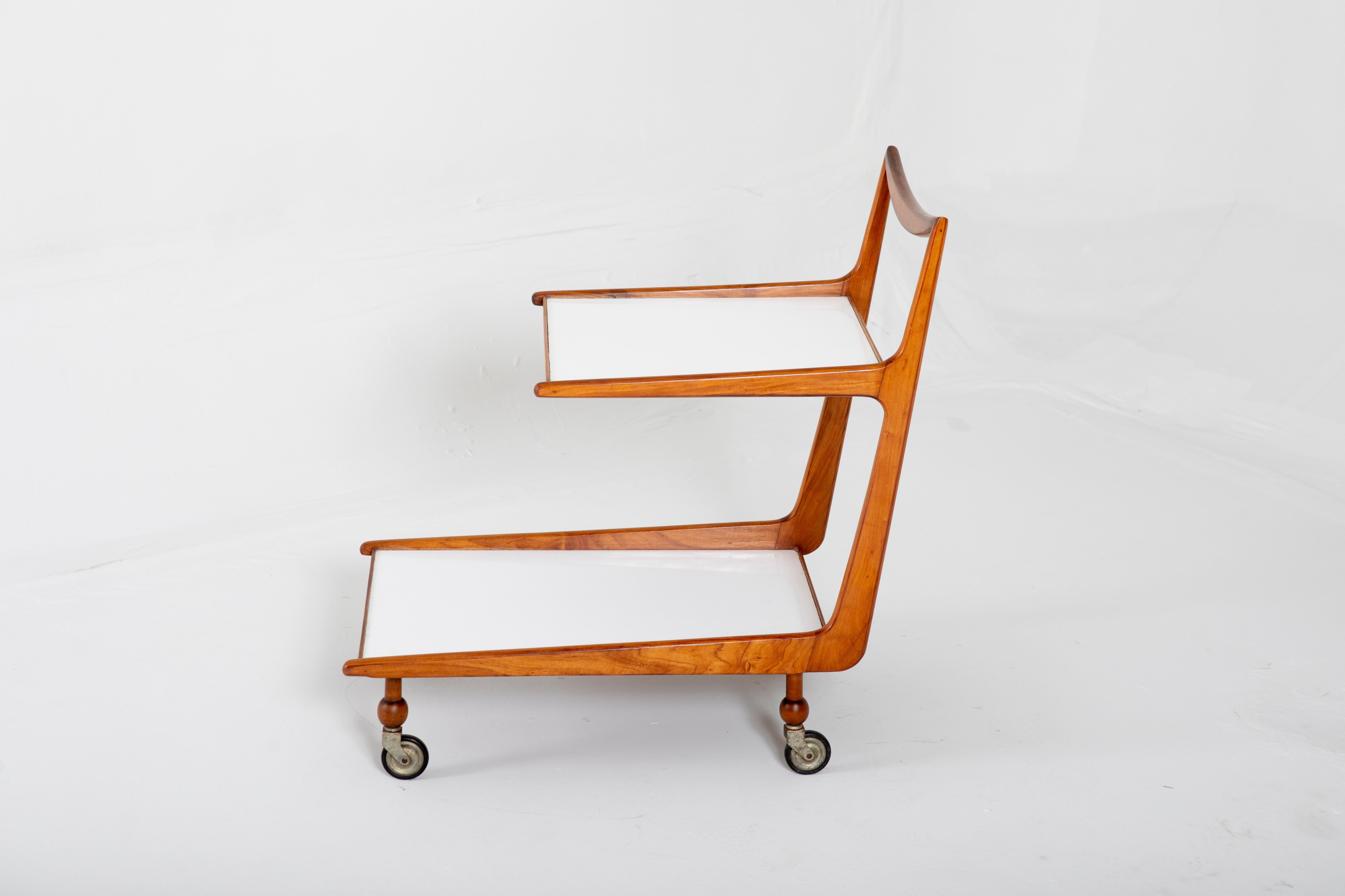Laminated Mid-Century Modern Tea Cart by Giuseppe Scapinelli, 1960s For Sale