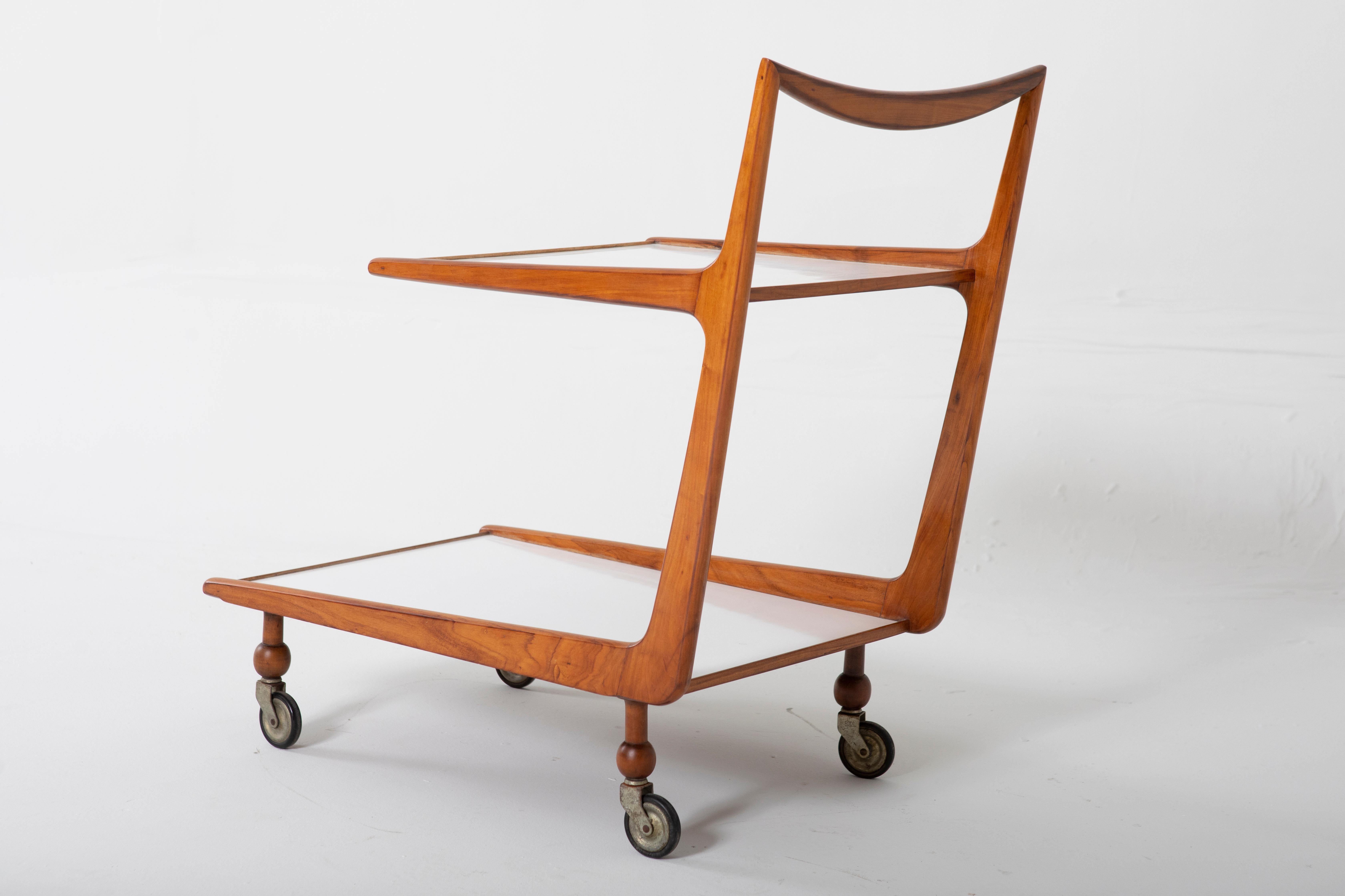 Mid-Century Modern Tea Cart by Giuseppe Scapinelli, 1960s In Good Condition For Sale In Deerfield Beach, FL