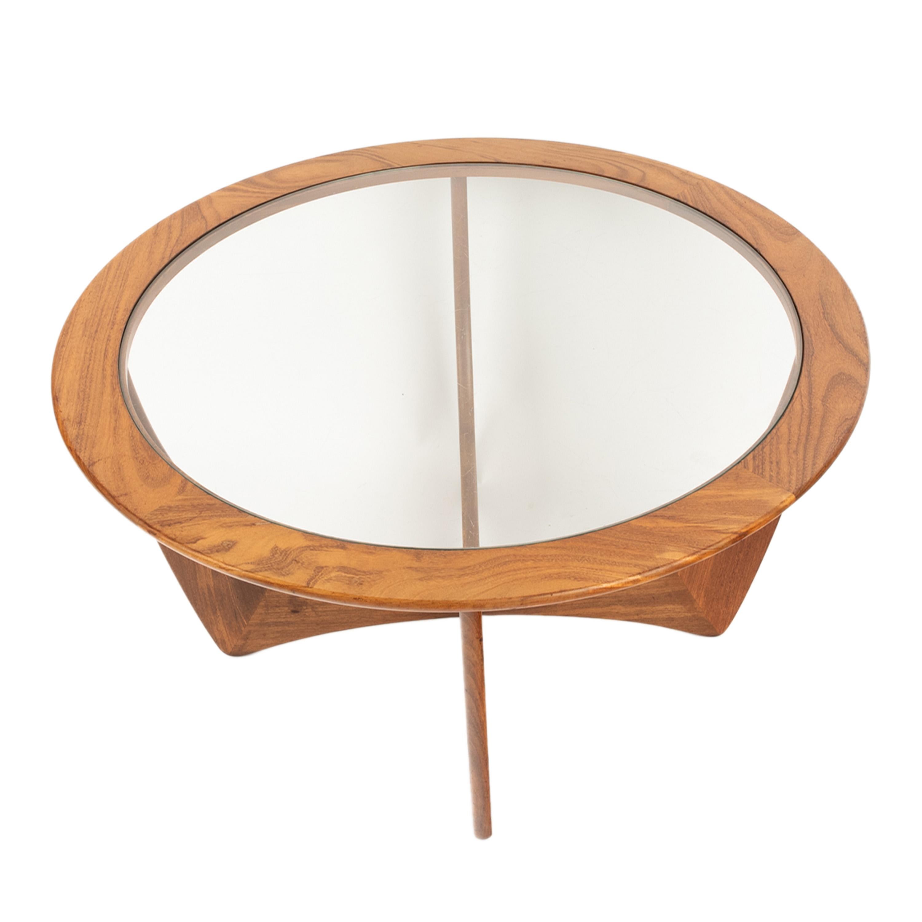 Mid Century Modern Teak Afromosia Wood Astro Rocket Coffee Table by G Plan 1965 For Sale 6