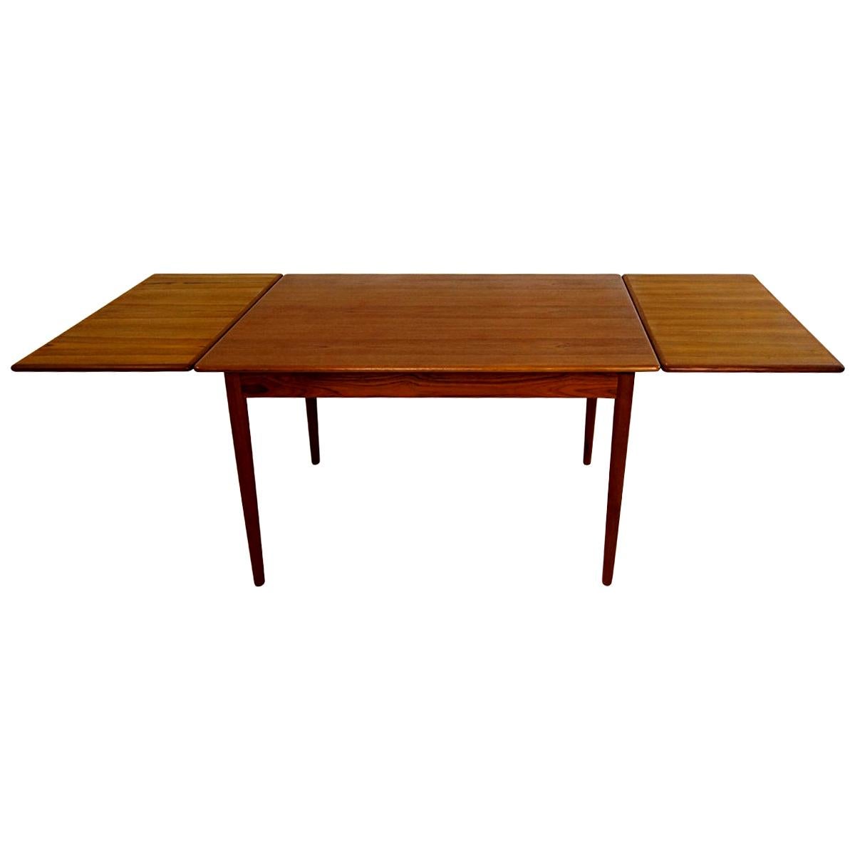 Mid-Century Modern Teak and Oak Extendable Scandinavian Dining Table  For Sale