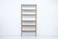 Freistehendes Regalsystem aus Teak und Eiche:: Schweden:: Mitte des Jahrhunderts