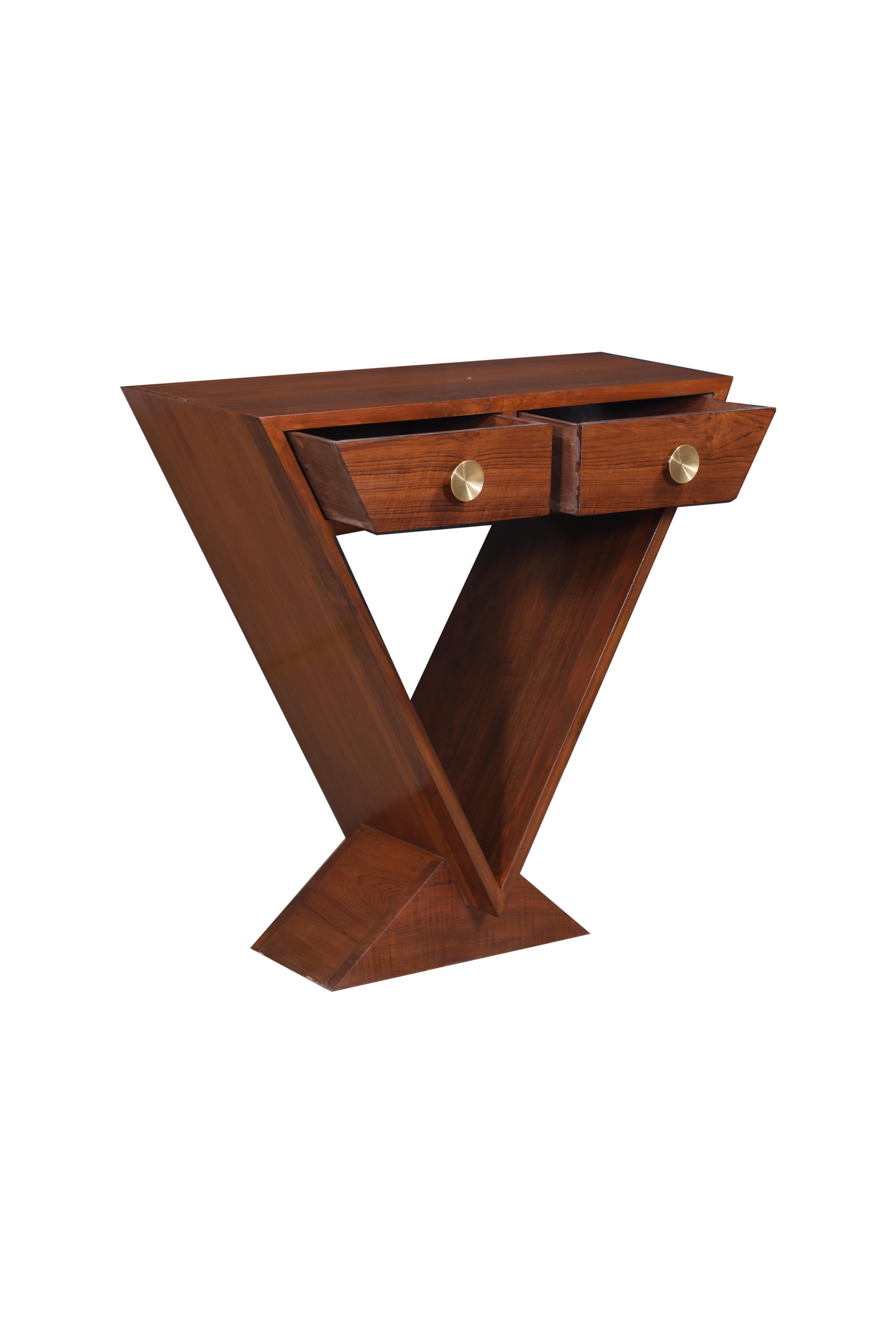 Mid-Century Modern Teak Angled Side Table In Good Condition For Sale In Nantucket, MA