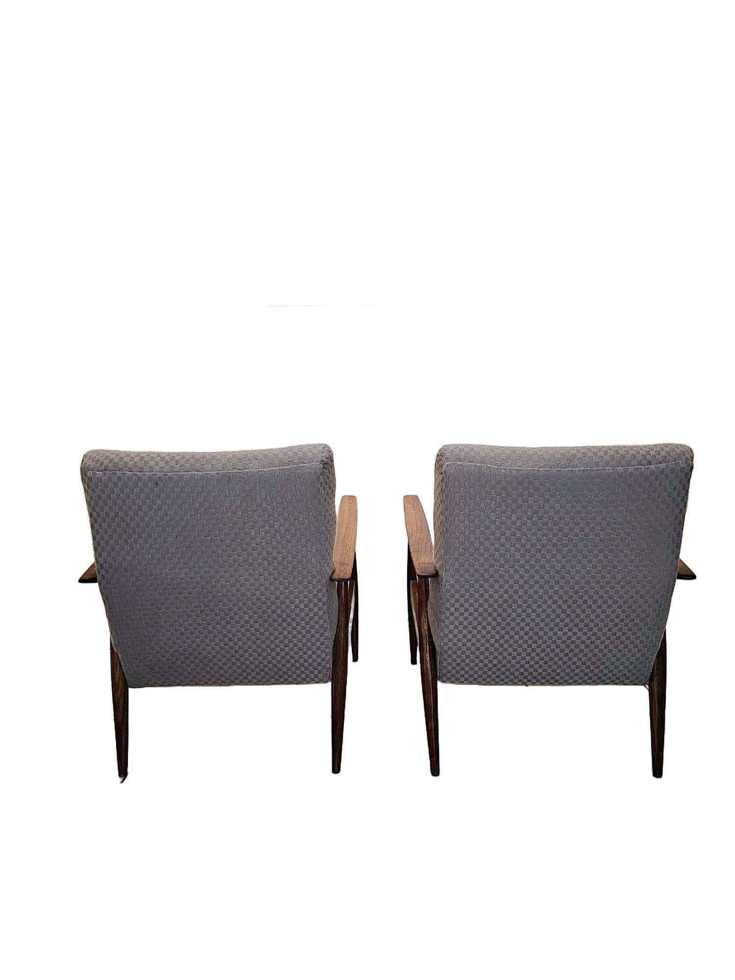 Mid-Century Modern - Teak Armchair with Grey Fabric - Set of 2 In Good Condition In Mississauga, CA