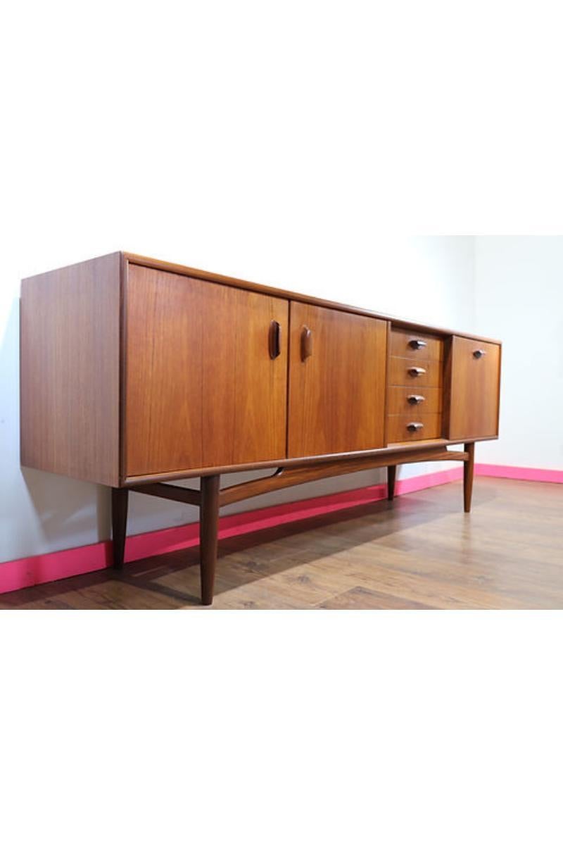 Mid Century Modern Teak Brasilia Sideboard Credenza by G Plan Danish Style In Good Condition In Los Angeles, CA
