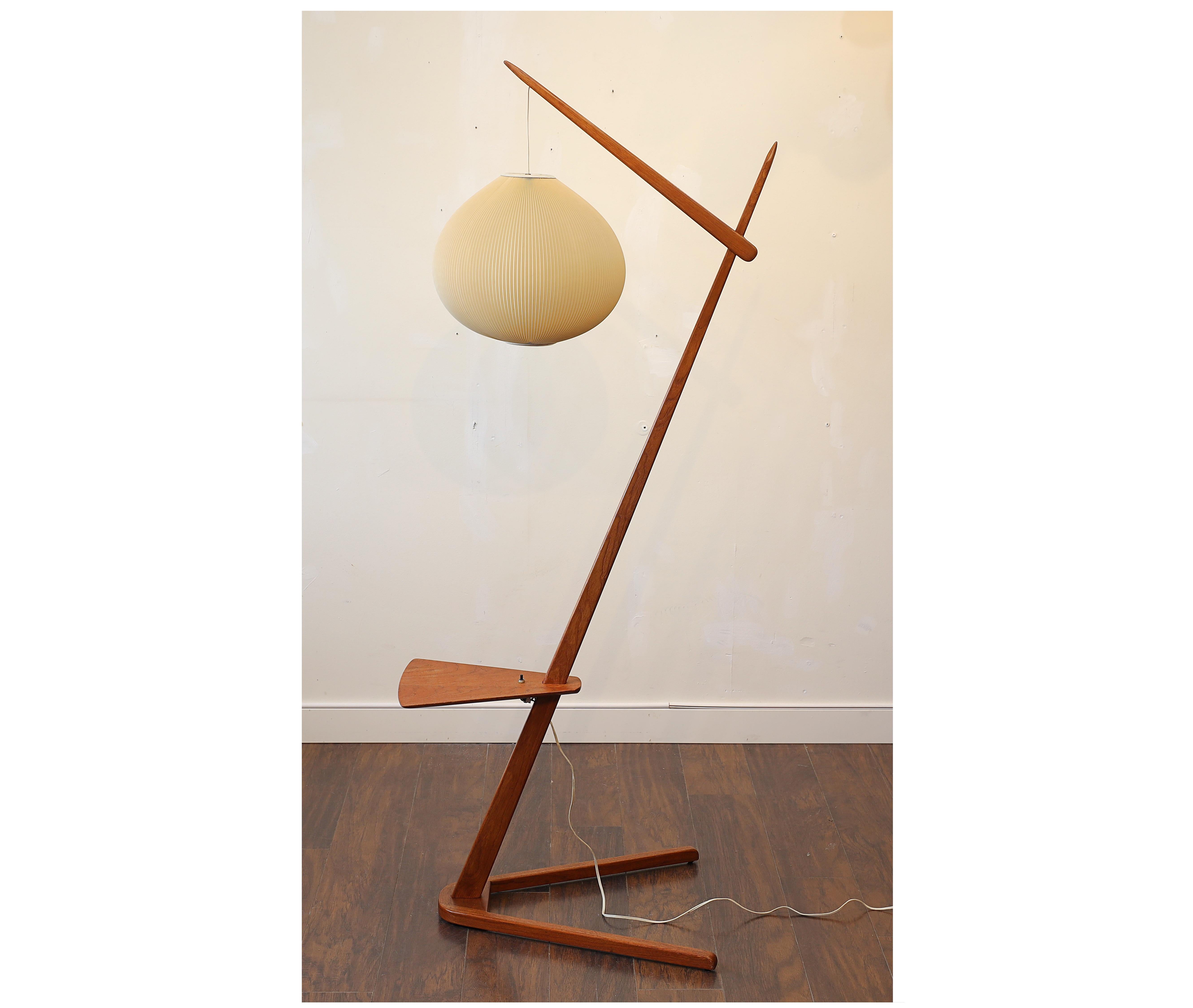 Mid-Century Modern Teak Cantilever Floor Lamp 'Pleated Sphere Shade' For Sale 7
