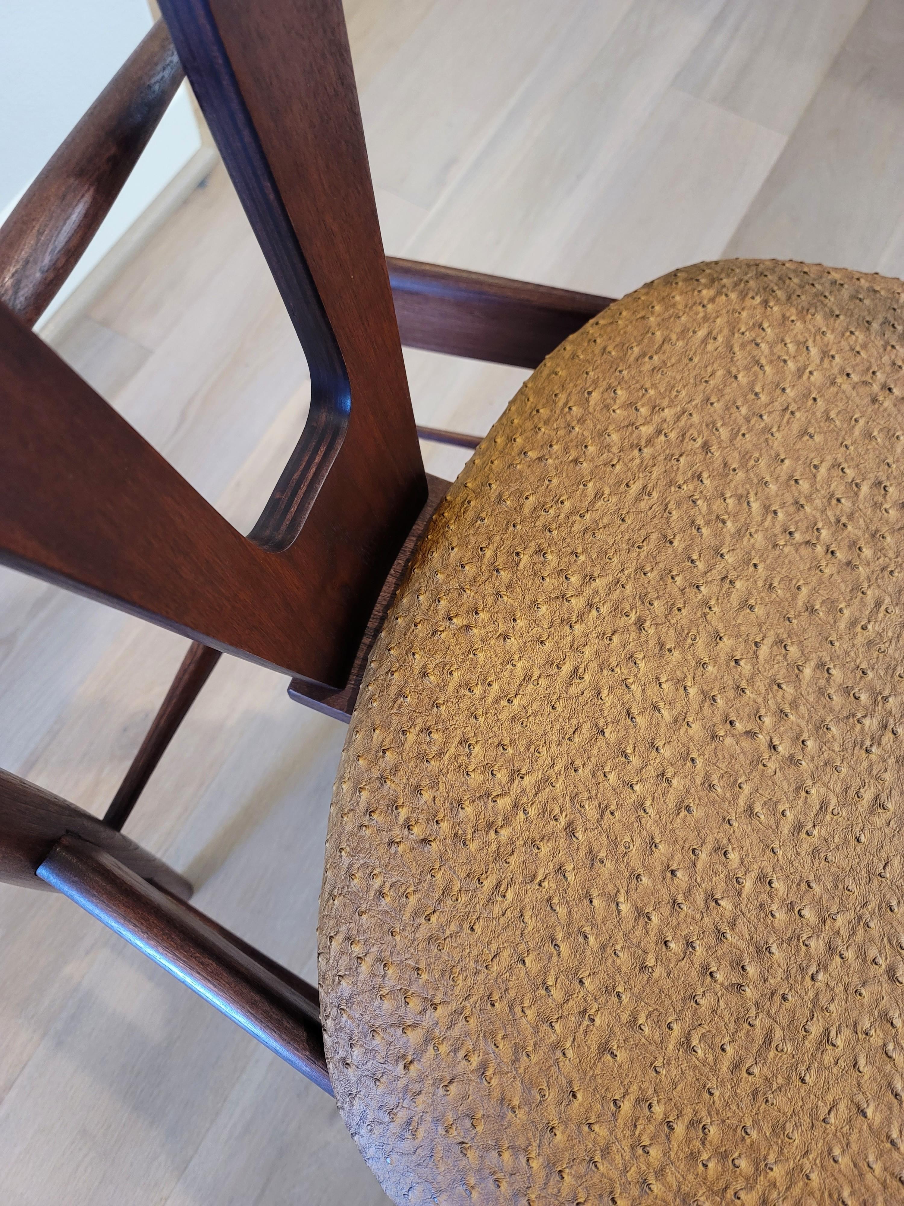 Mid-Century Modern Teak Chair with Ostrich Upholstery  For Sale 3