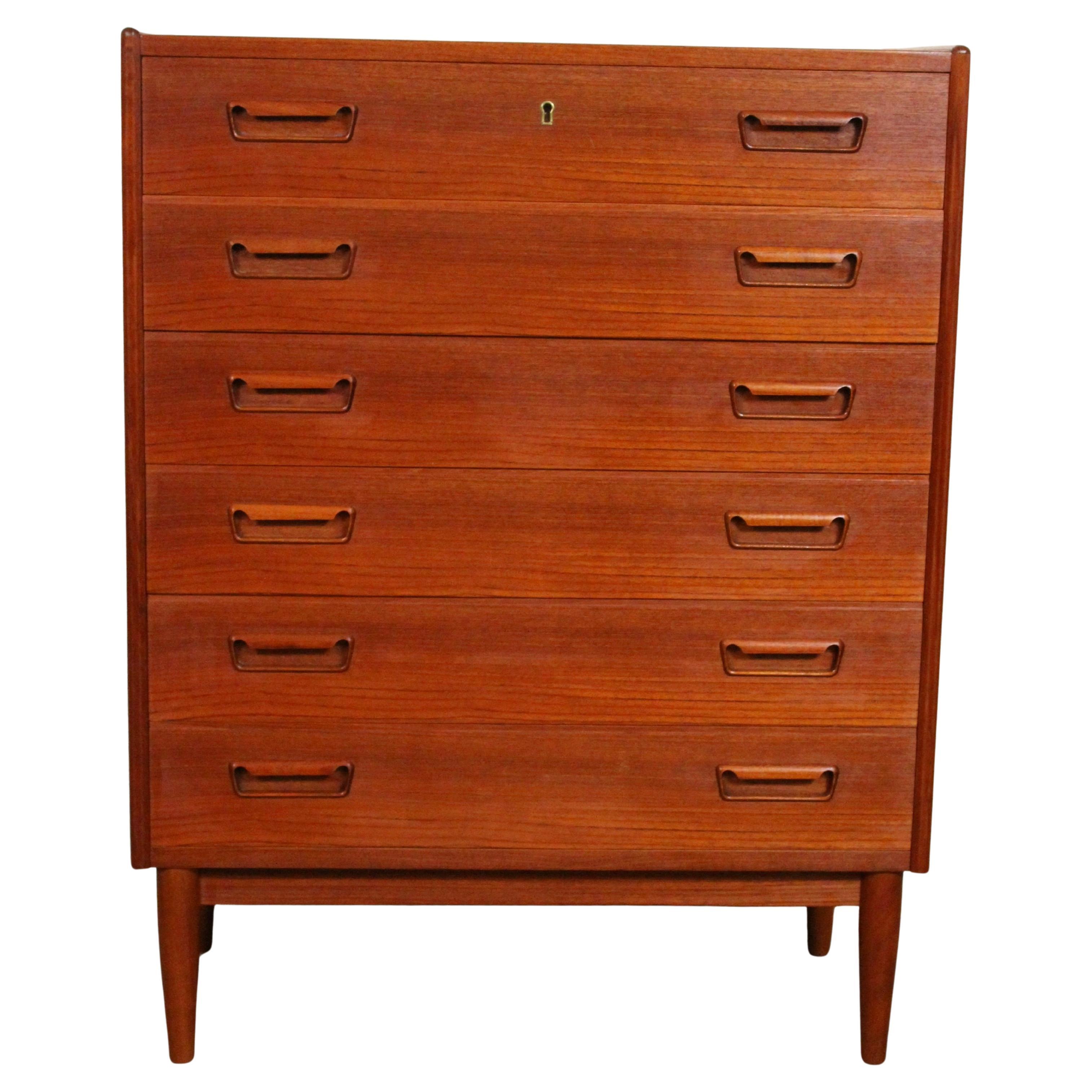 Mid-Century Modern Teak Chest of Drawers