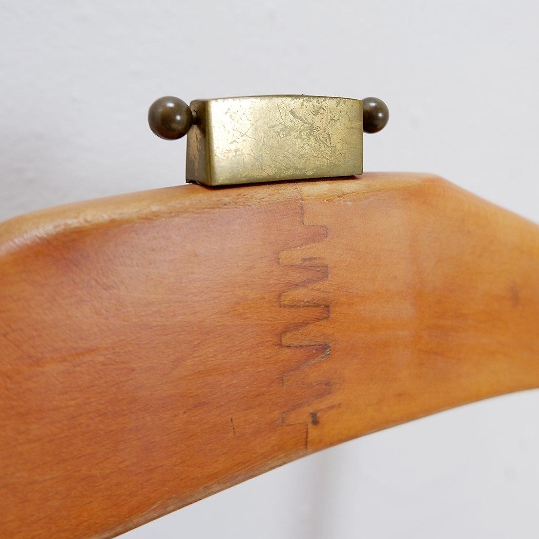 Imitation cuir Chaise de valet de chambre en teck moderne du milieu du siècle par Fratelli Reguitti Italie, années 1960 en vente