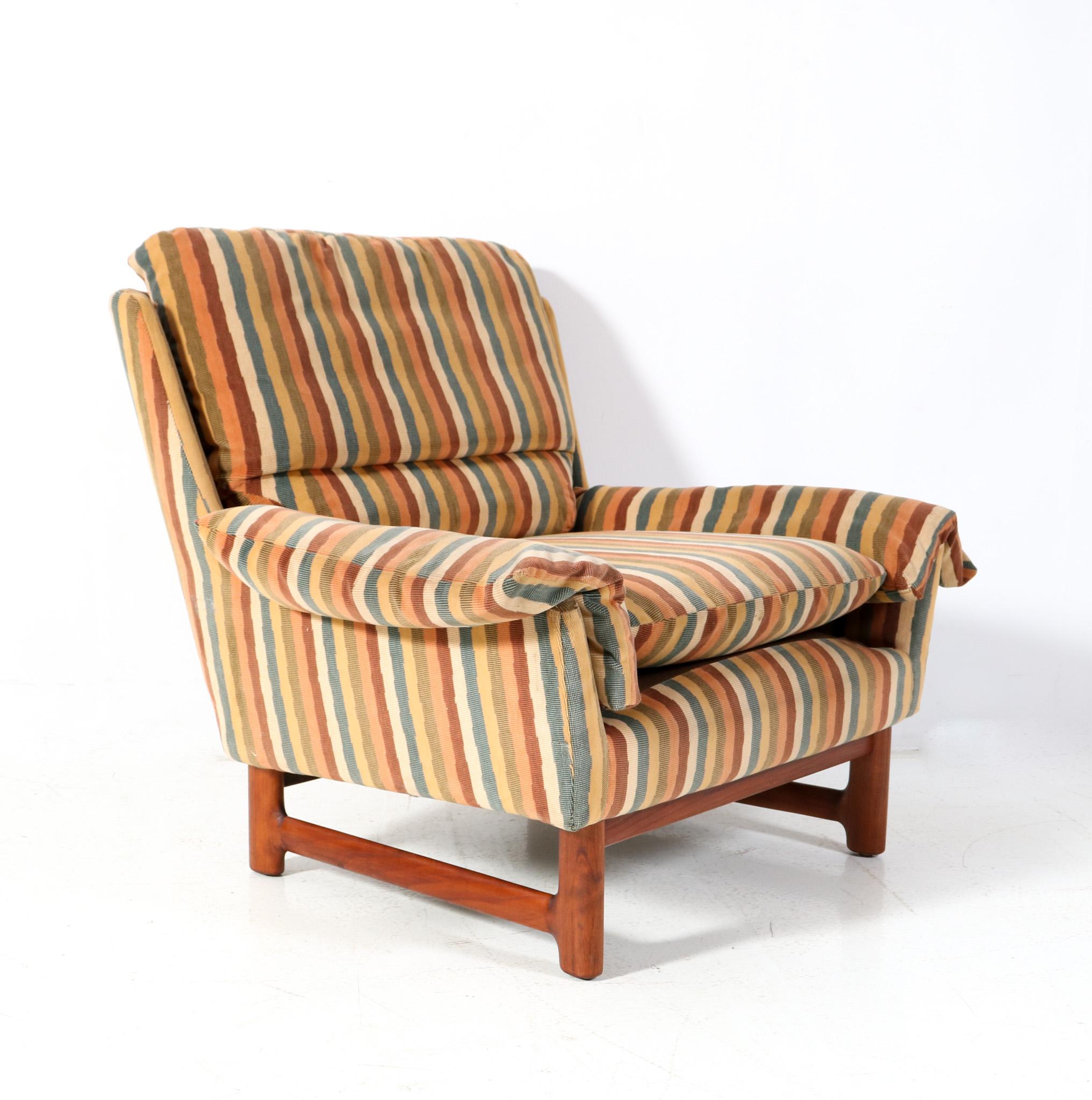 Mid-Century Modern Teak Club Chair, 1970s In Good Condition For Sale In Amsterdam, NL