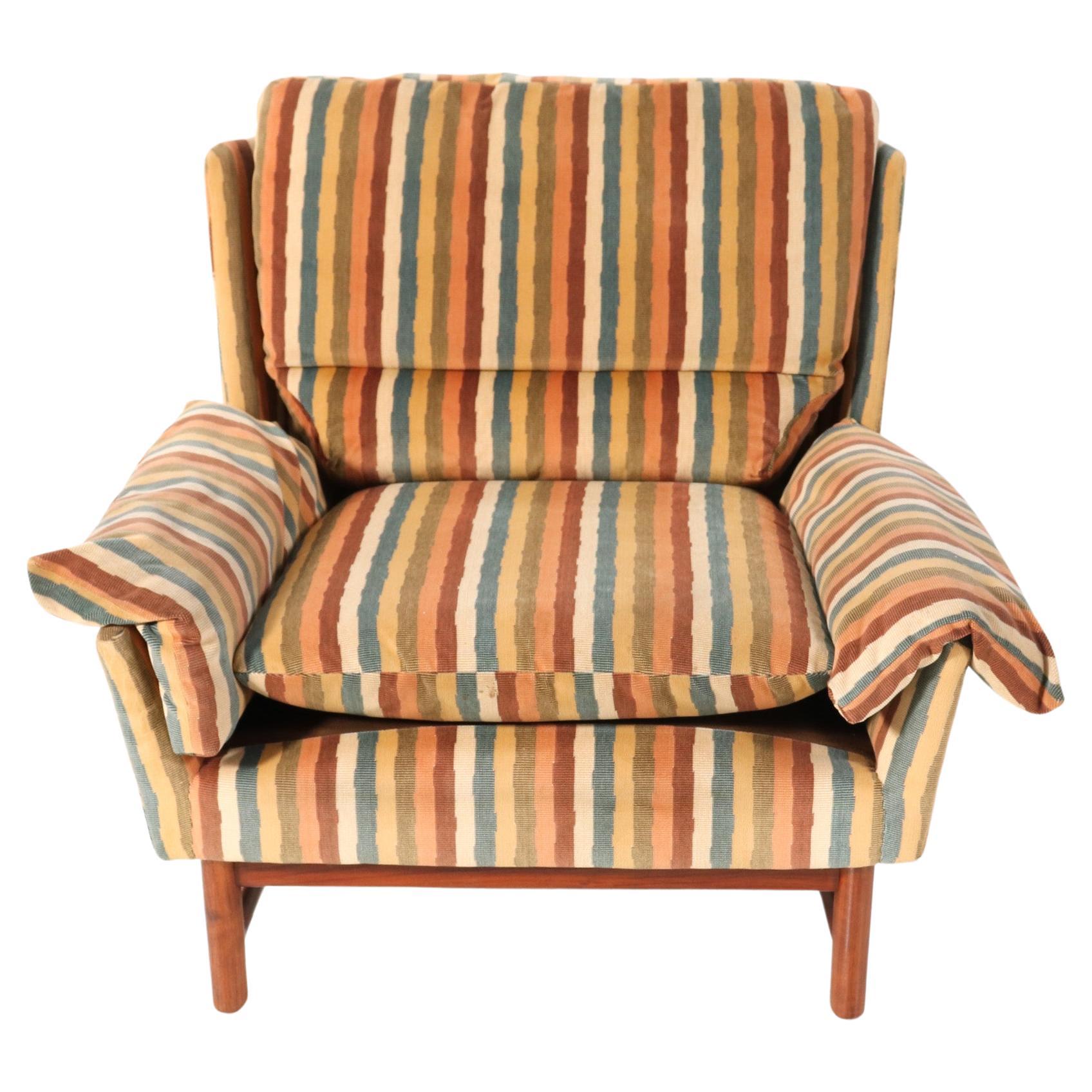 Mid-Century Modern Teak Club Chair, 1970s For Sale