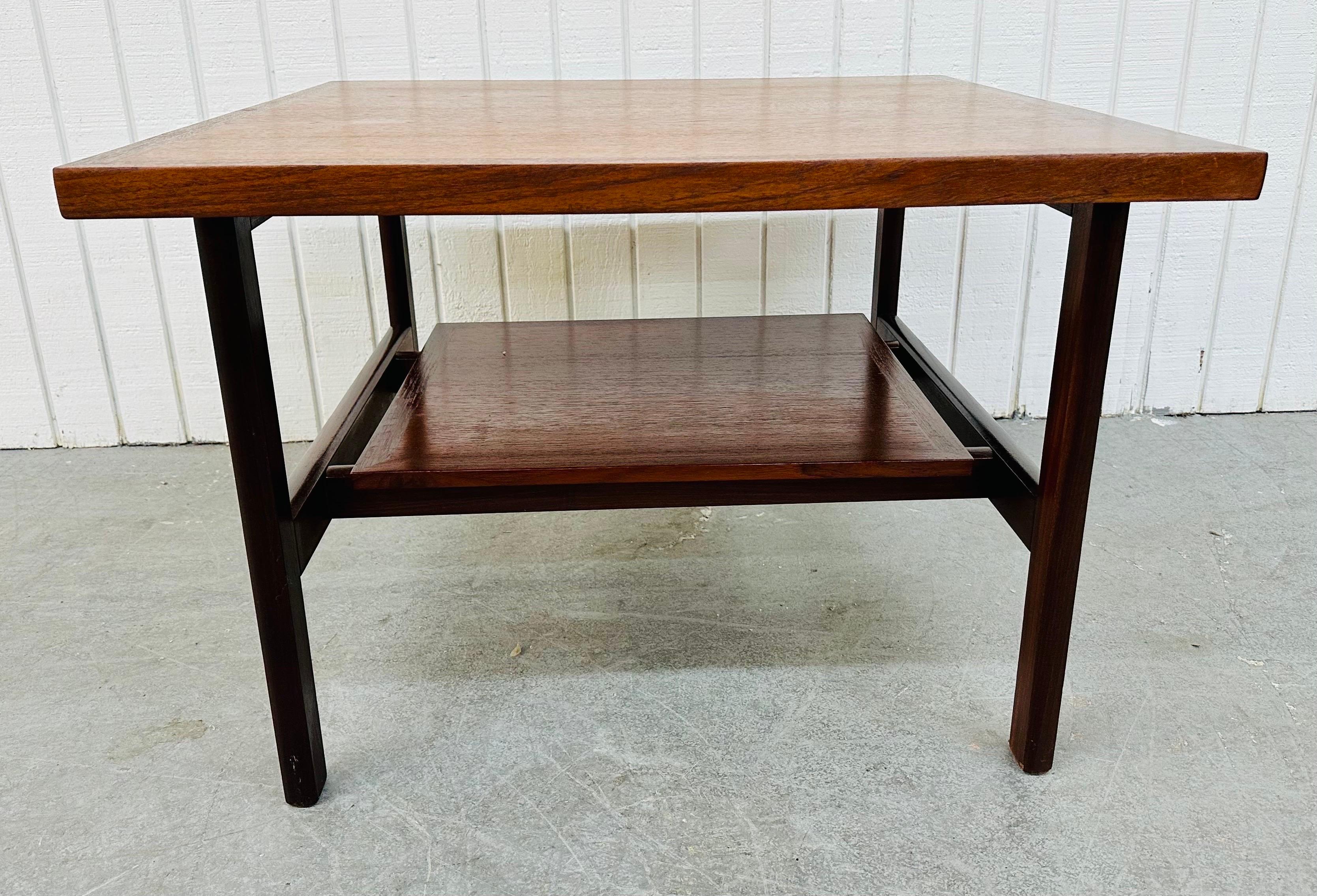 Mid-Century Modern Teak Coffee Table In Good Condition For Sale In Clarksboro, NJ