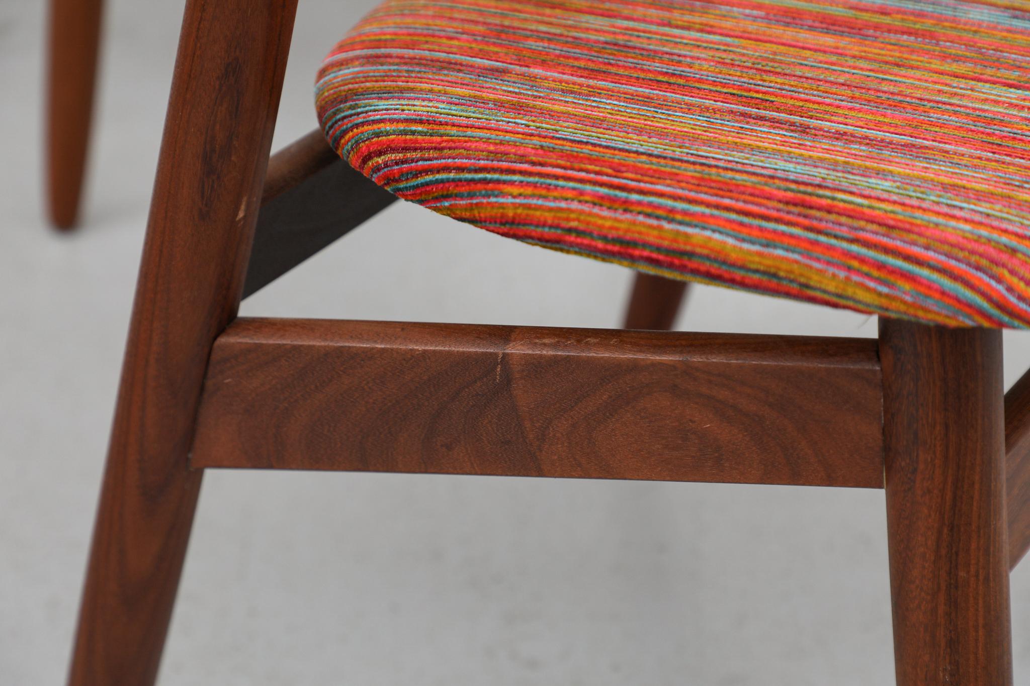 Chaise Cowhorn en teck moderne du milieu du siècle par Hulmefa, 1960s en vente 7