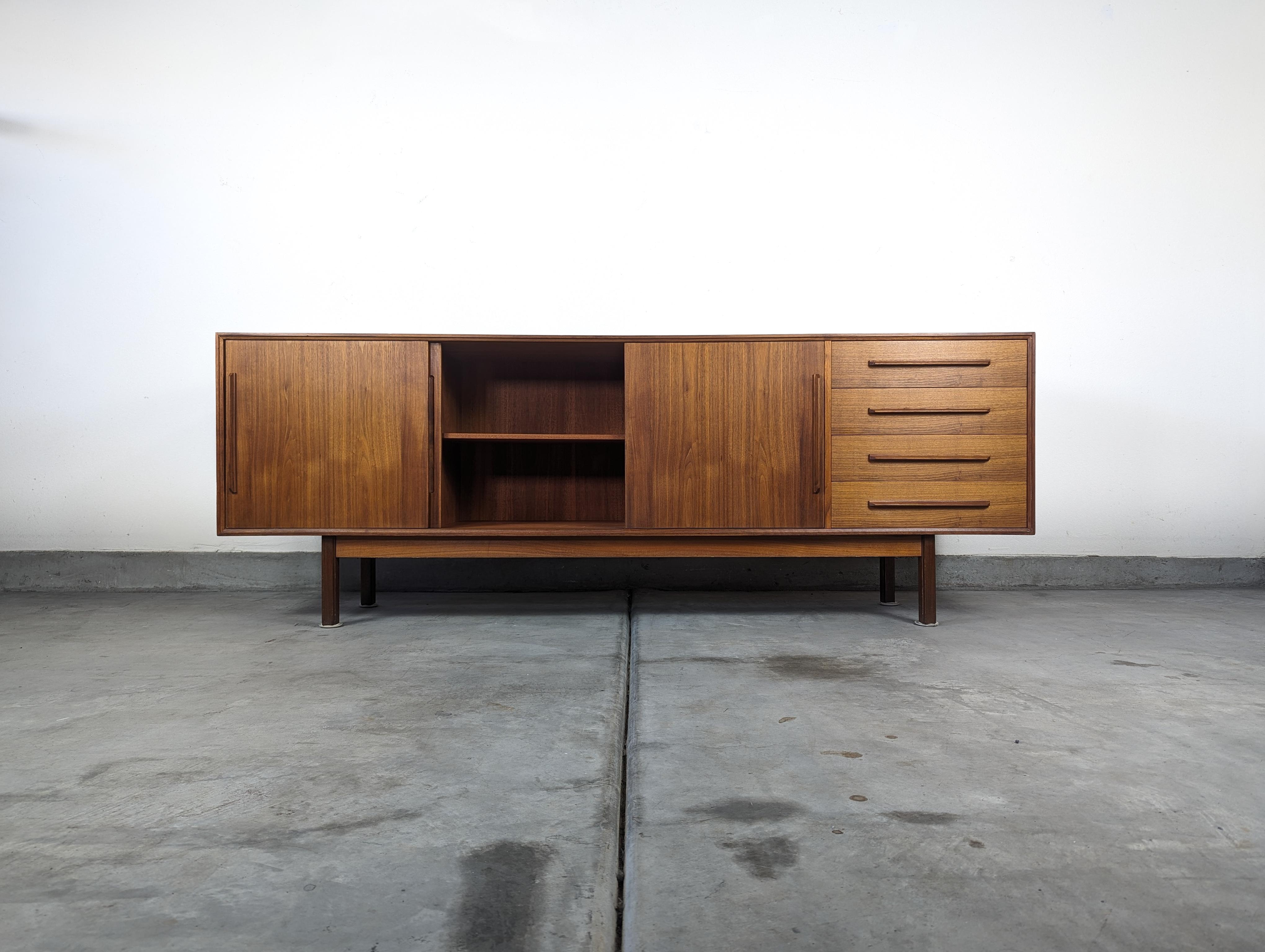 Danish Mid Century Modern Teak Credenza/Buffet by Ib Kofod-Larsen for Faarup, c1960s For Sale