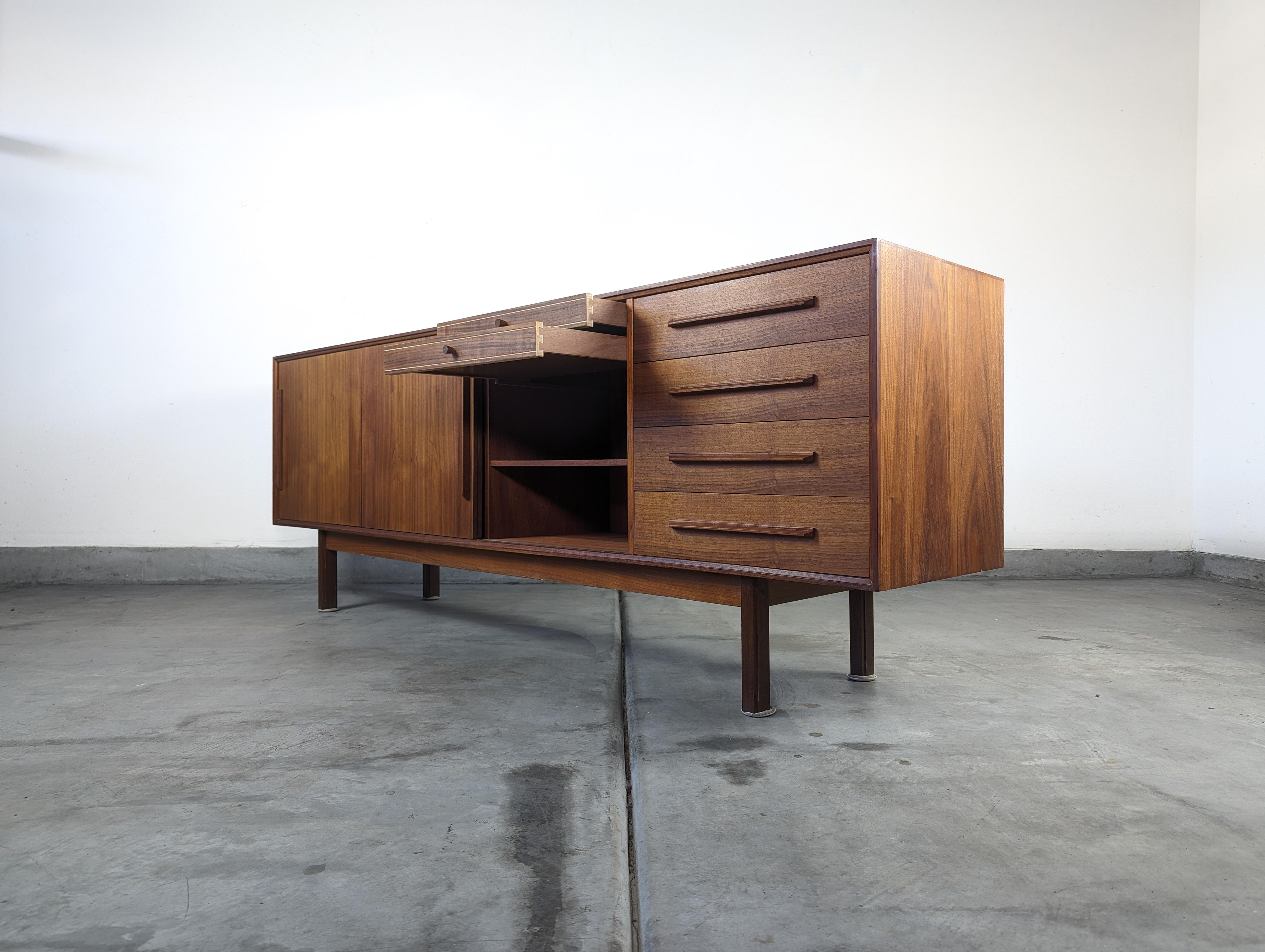 Mid Century Modern Teak Credenza/Buffet by Ib Kofod-Larsen for Faarup, c1960s For Sale 1
