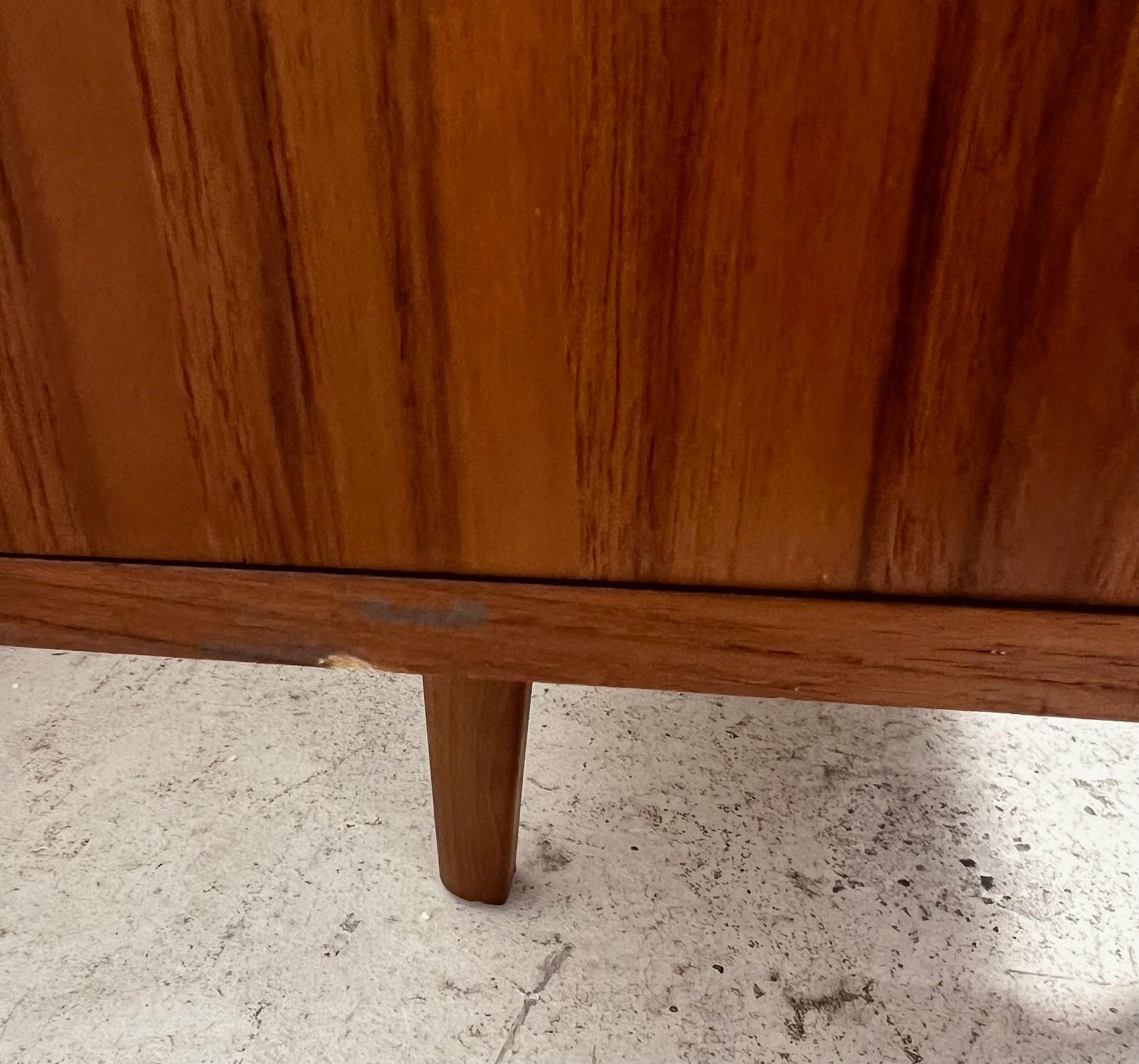 Mid Century Modern Teak Credenza By Avalon UK 11