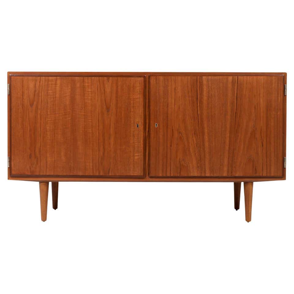 Gio Ponti Classic 3 Door Credenza in Walnut 1950s For Sale at 1stDibs