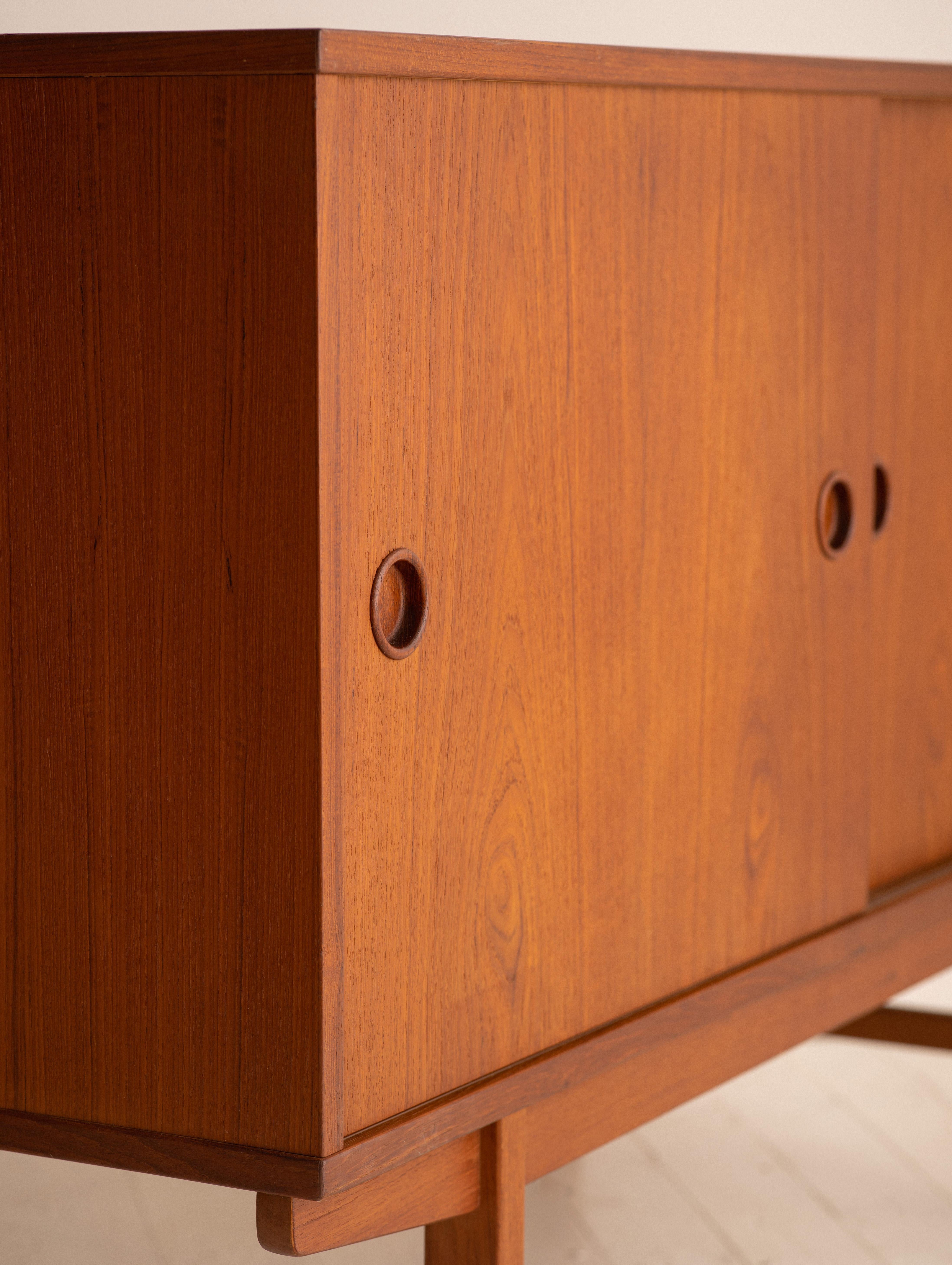 Mid-Century Modern Teak Credenza by Folke Ohlsson for Dux In Good Condition In Brooklyn, NY
