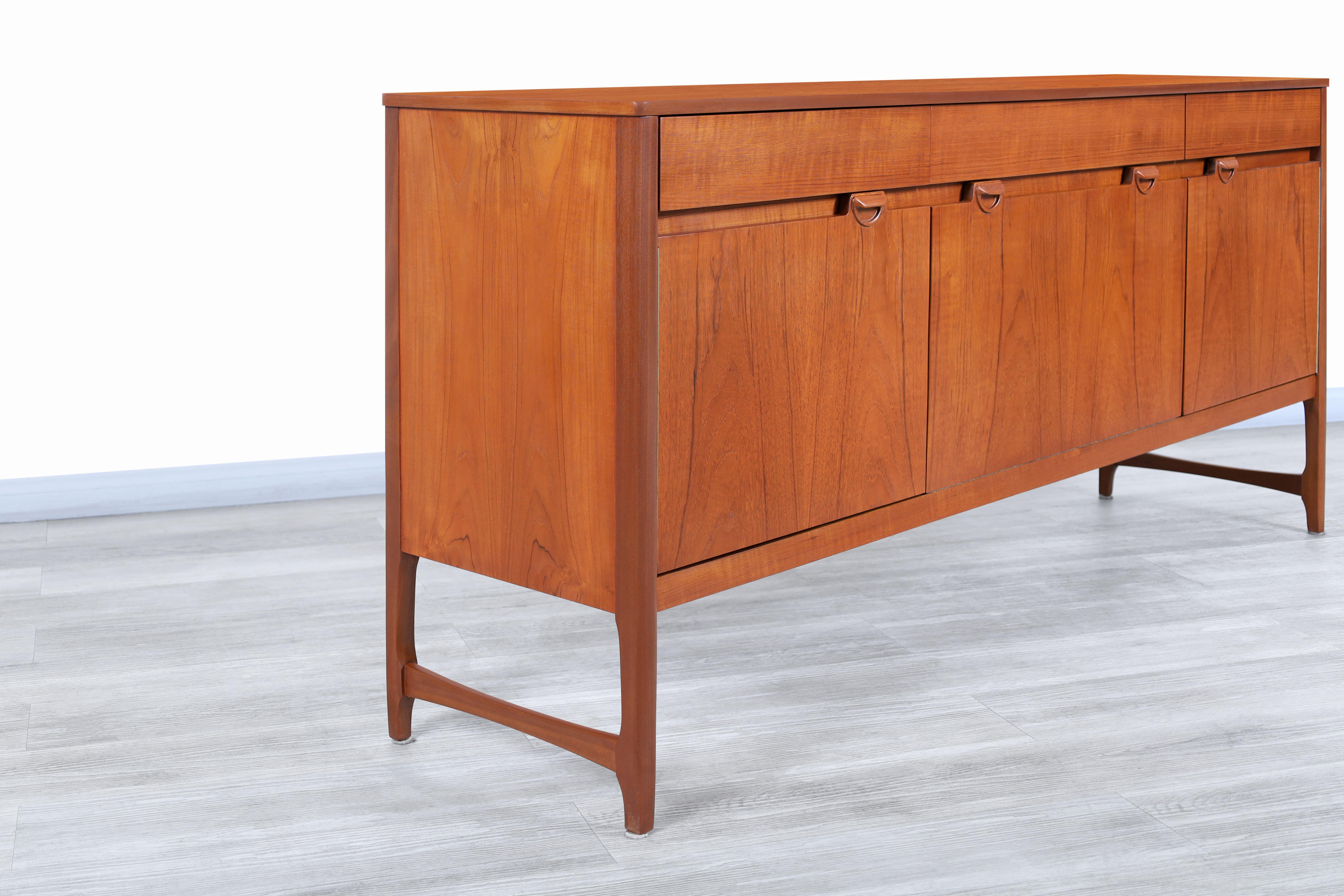 English Mid-Century Modern Teak Credenza by Nathan Furniture For Sale