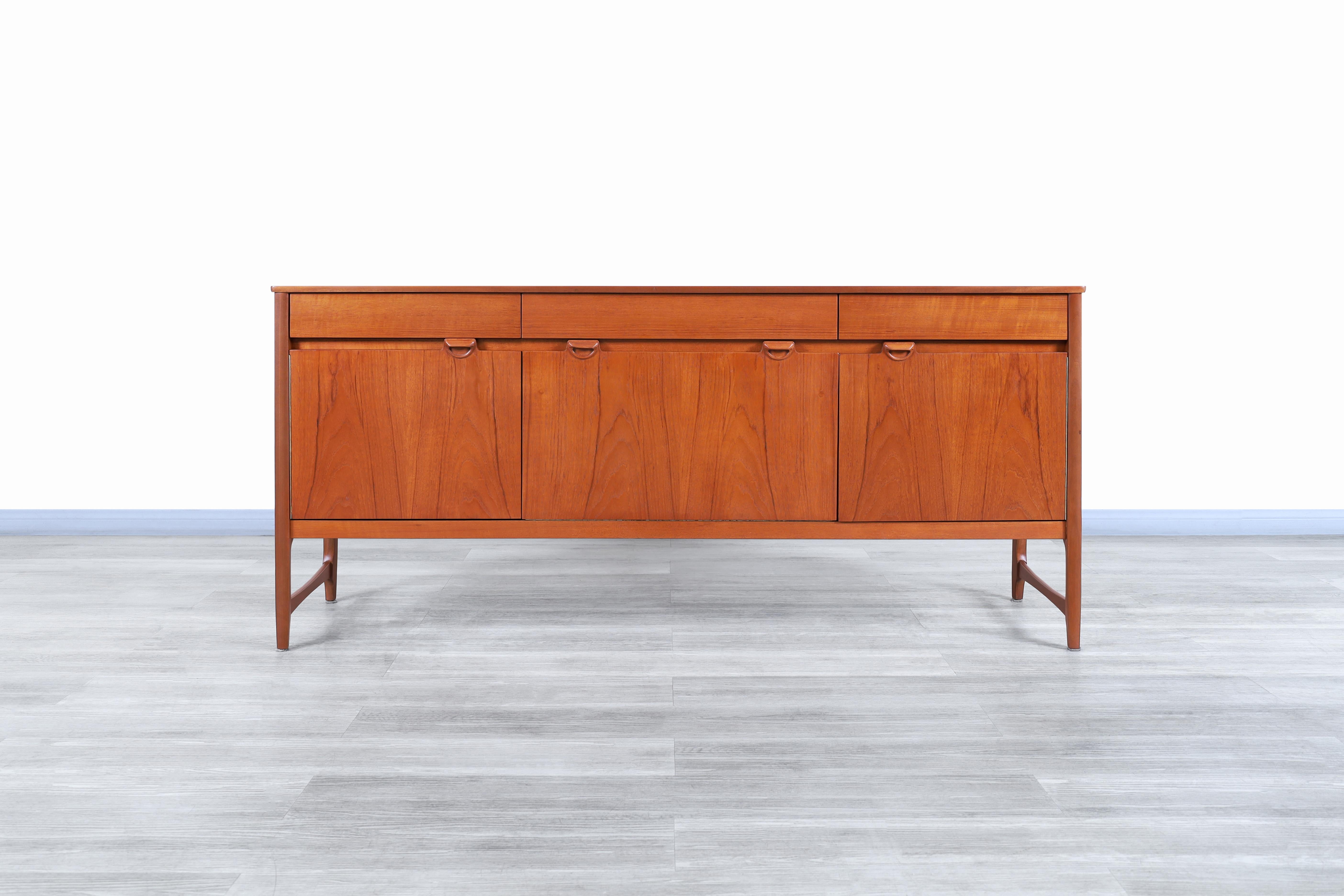 Mid-20th Century Mid-Century Modern Teak Credenza by Nathan Furniture For Sale