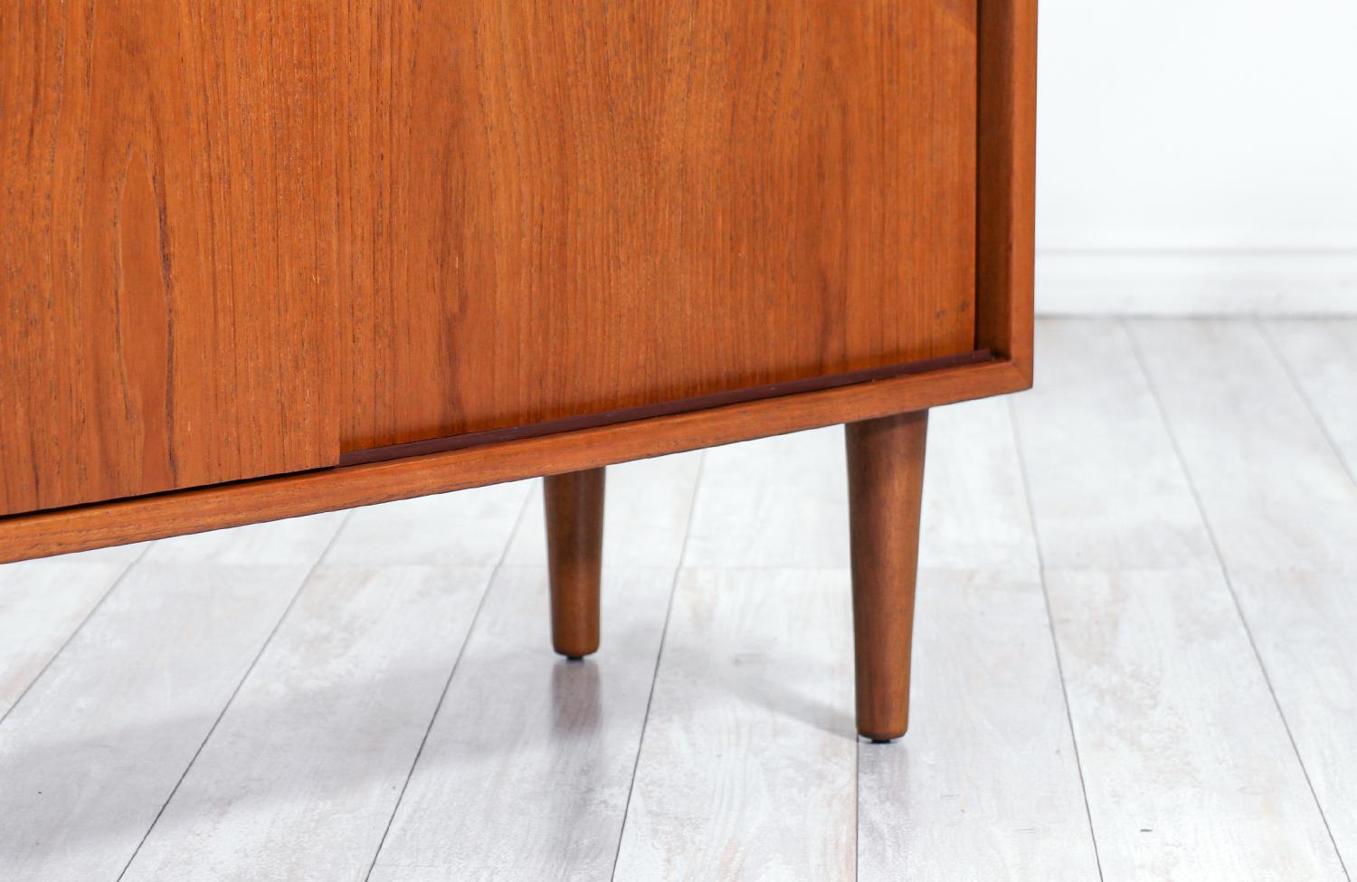 Mid-Century Modern Teak Credenza by Raymor 1