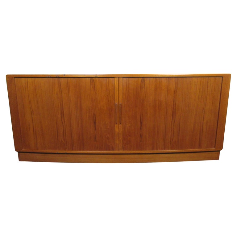 MidCentury Modern Teak Credenza For Sale at 1stDibs
