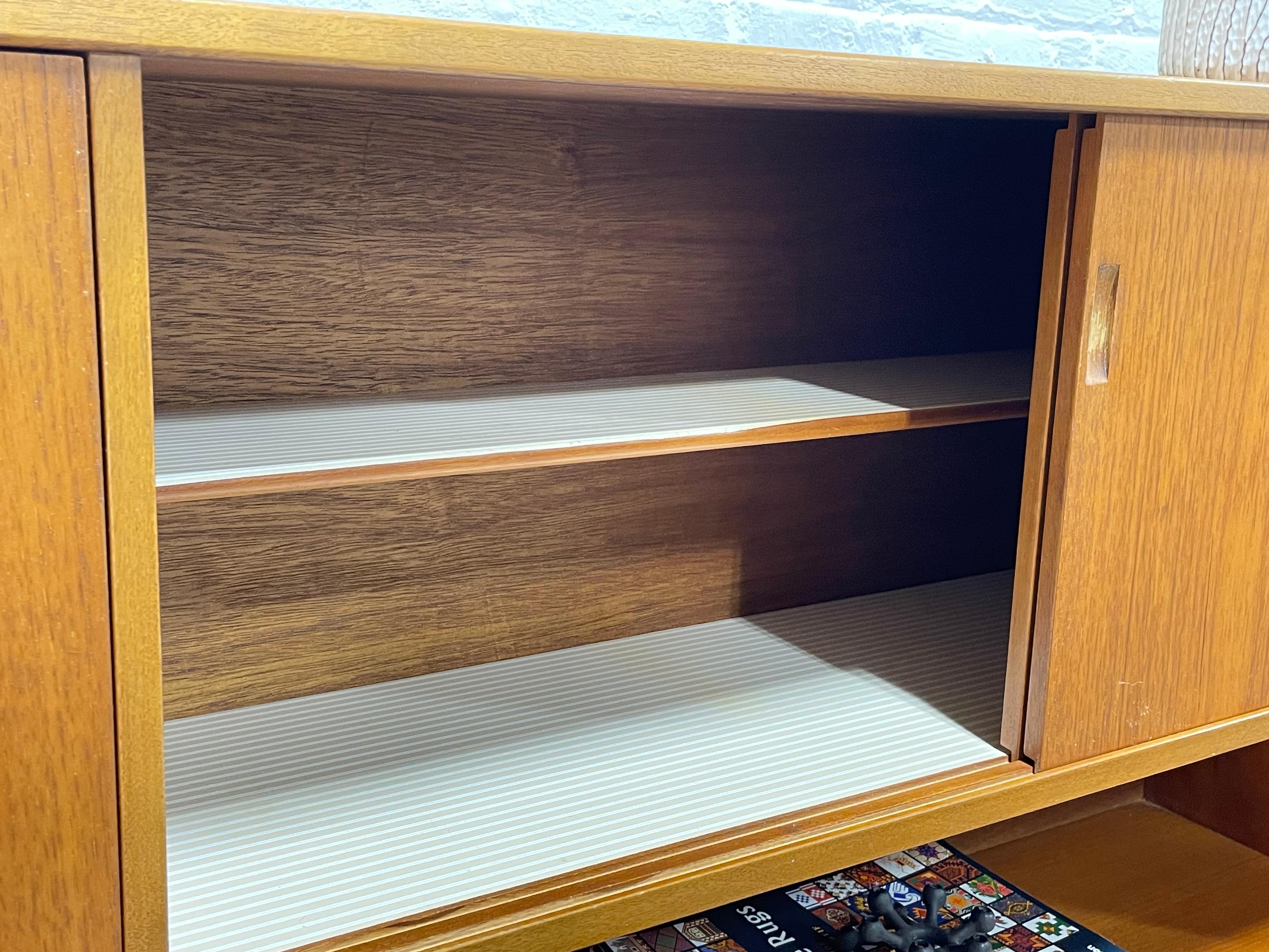 Mid Century MODERN Teak Credenza / SIDEBOARD by G-Plan, c. 1960s 9