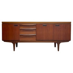 CREDENZA / Aparador de teca MODERNO de mediados de siglo de Greaves and Thomas, Made in England