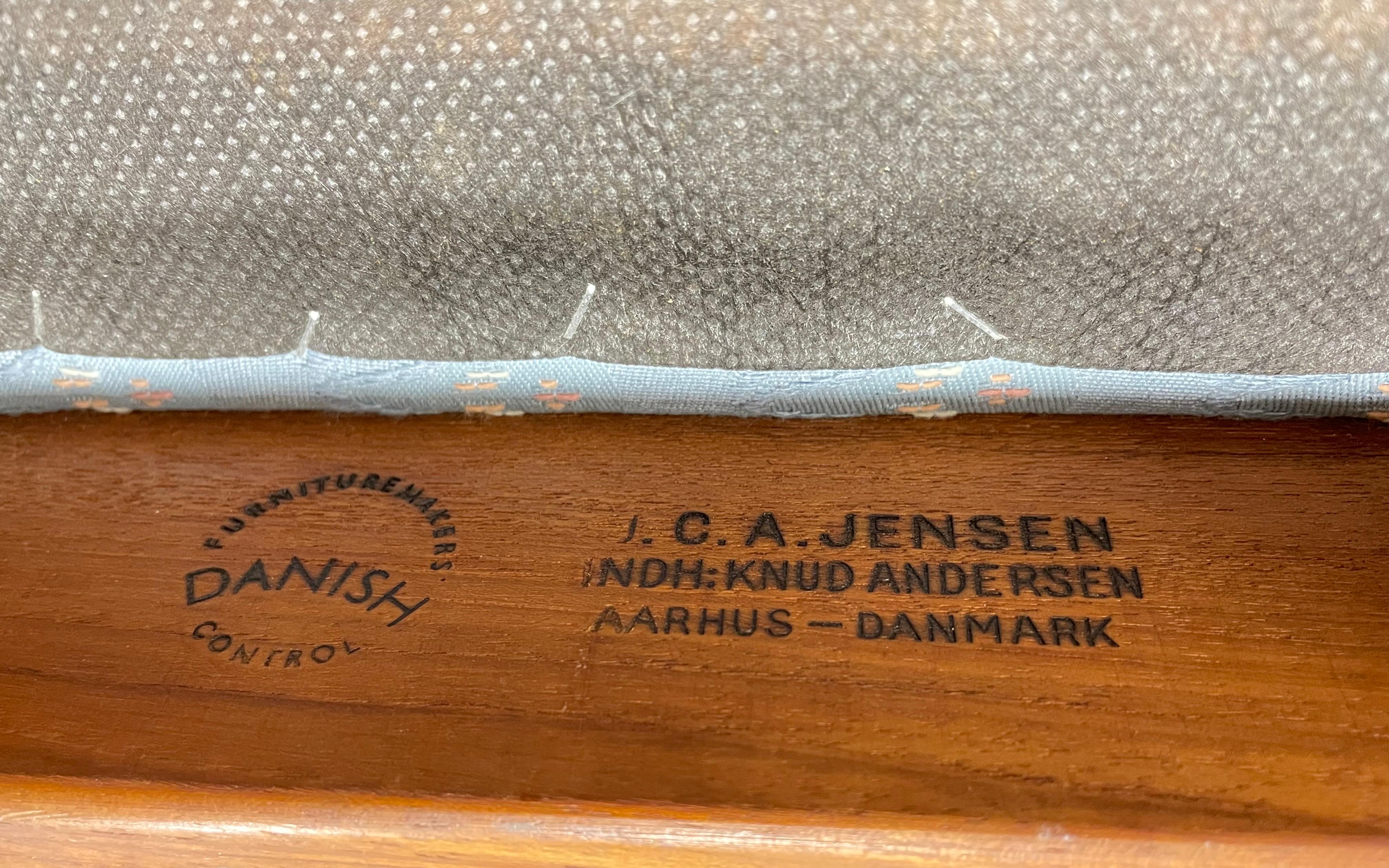 MODERN DANISH-Esszimmerstühle aus Teakholz von Knud Andersen für Jensen, Mitte des Jahrhunderts (Mitte des 20. Jahrhunderts) im Angebot