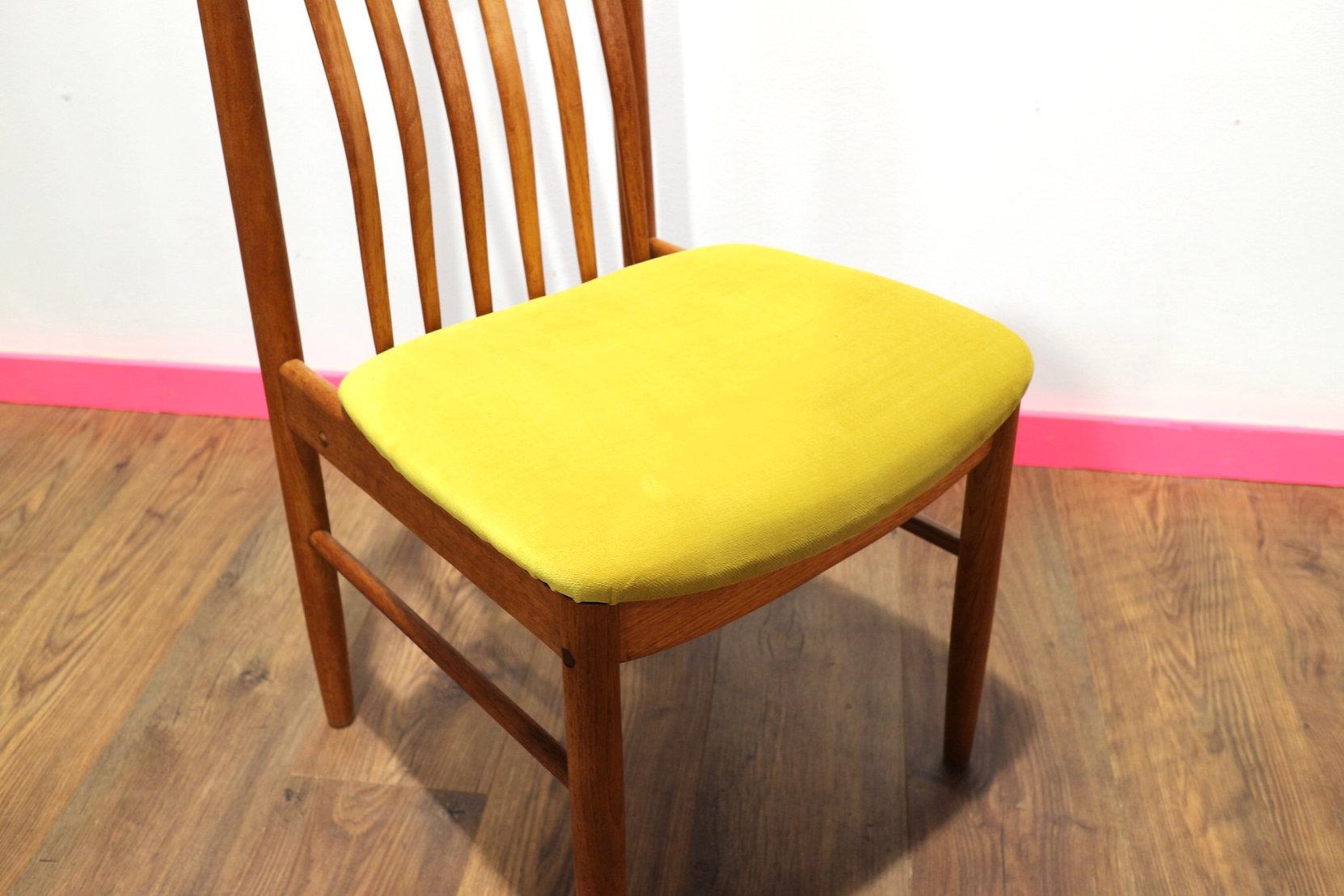 Mid-Century Modern Teak Danish Dining Chairs x 4 by Benni Linden in Yellow In Good Condition In Los Angeles, CA