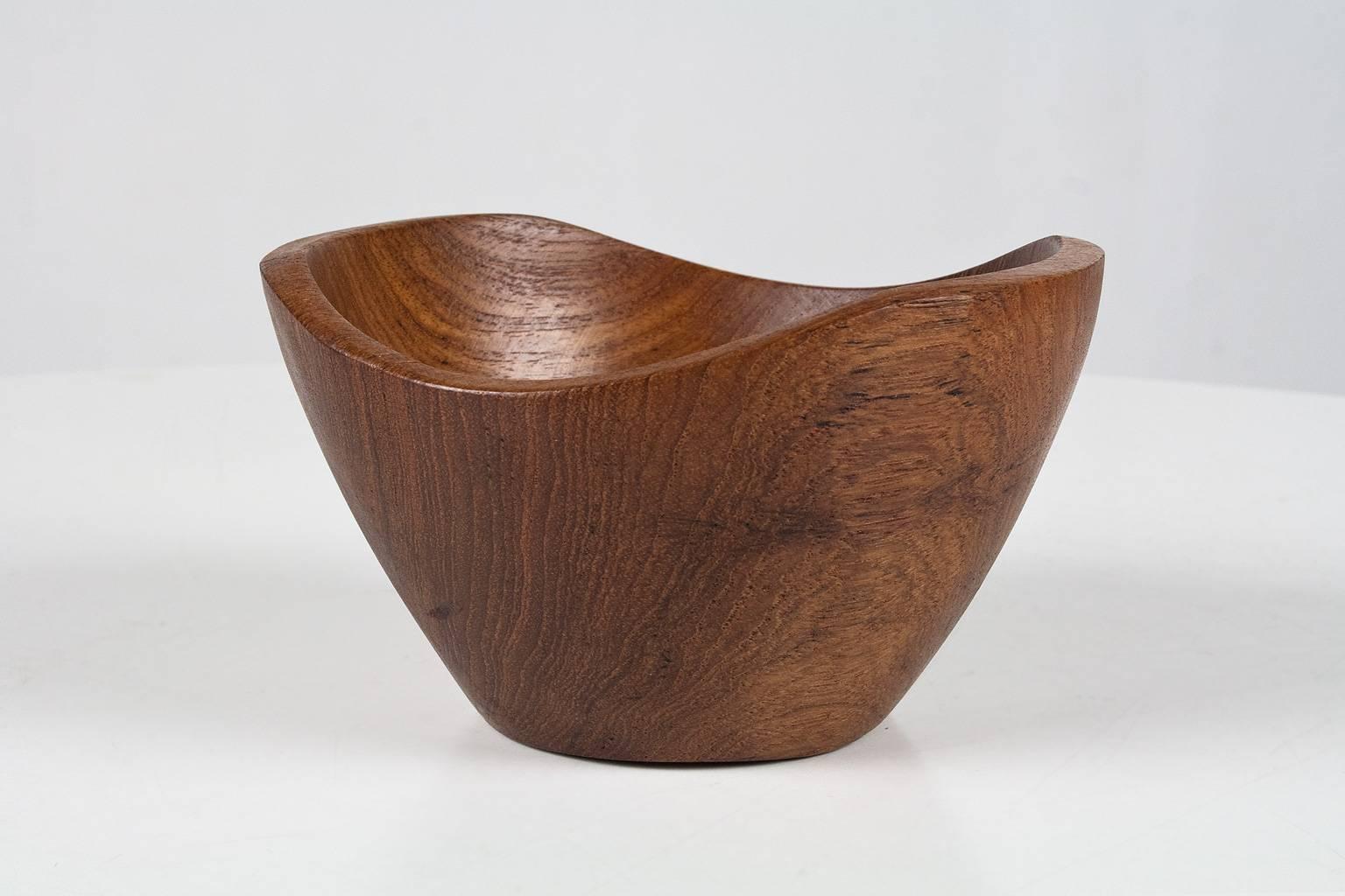 Scandinavian Modern Mid-Century Modern Teak Danish Sculptural and Hand Moulded Bowl, 1960s For Sale