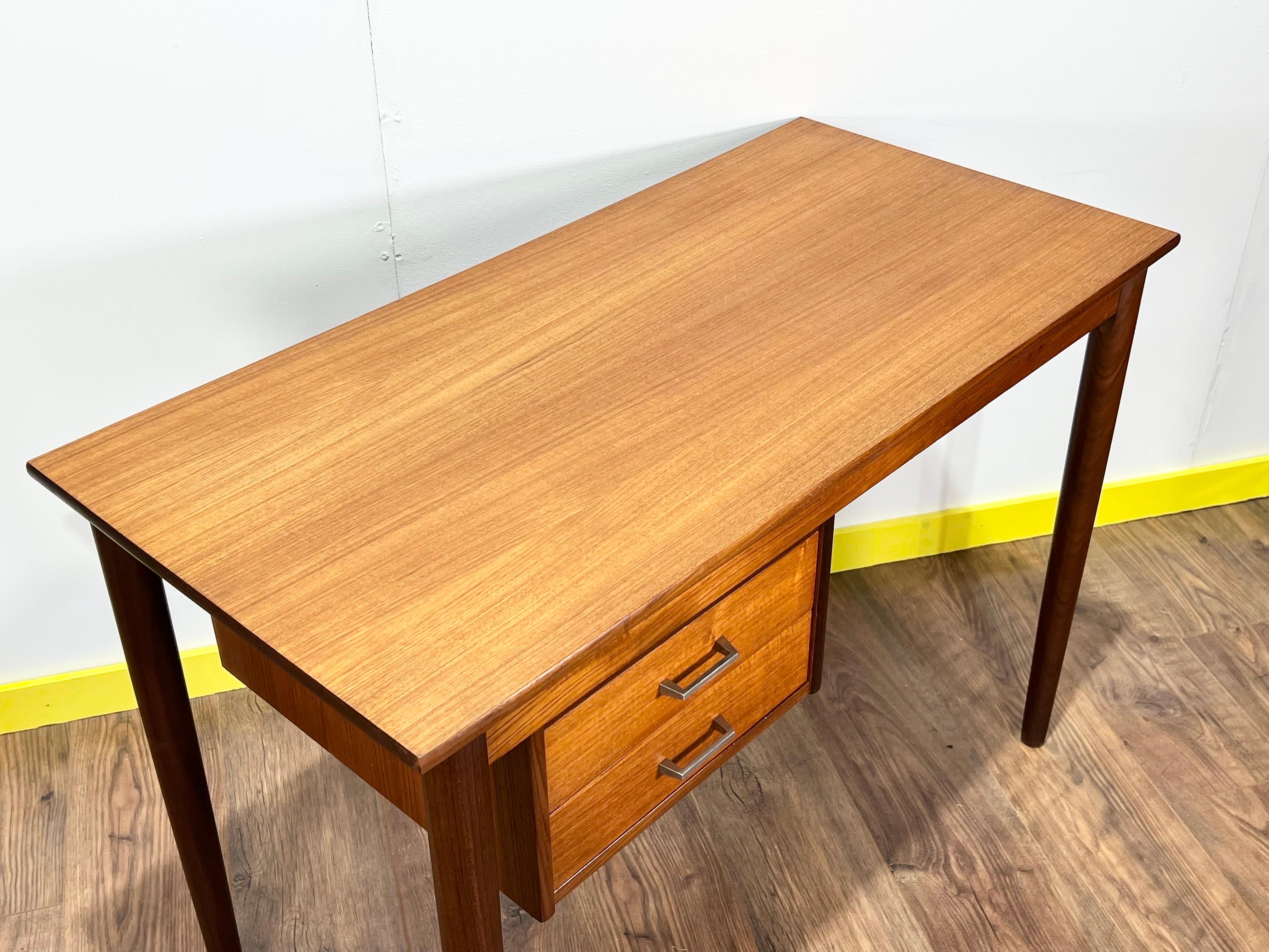 Mid-Century Modern Teak Desk by VI Ma Mobler 1