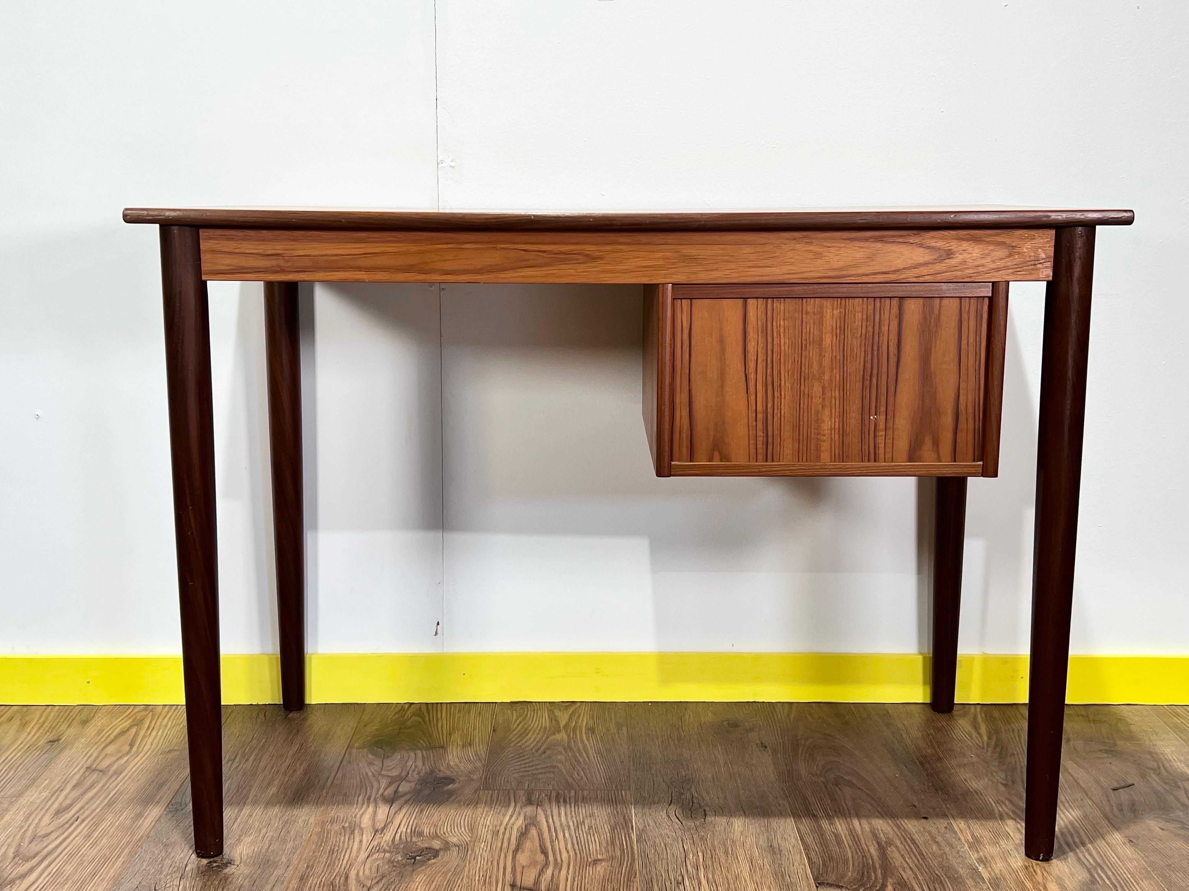 Mid-Century Modern Teak Desk by VI Ma Mobler 2