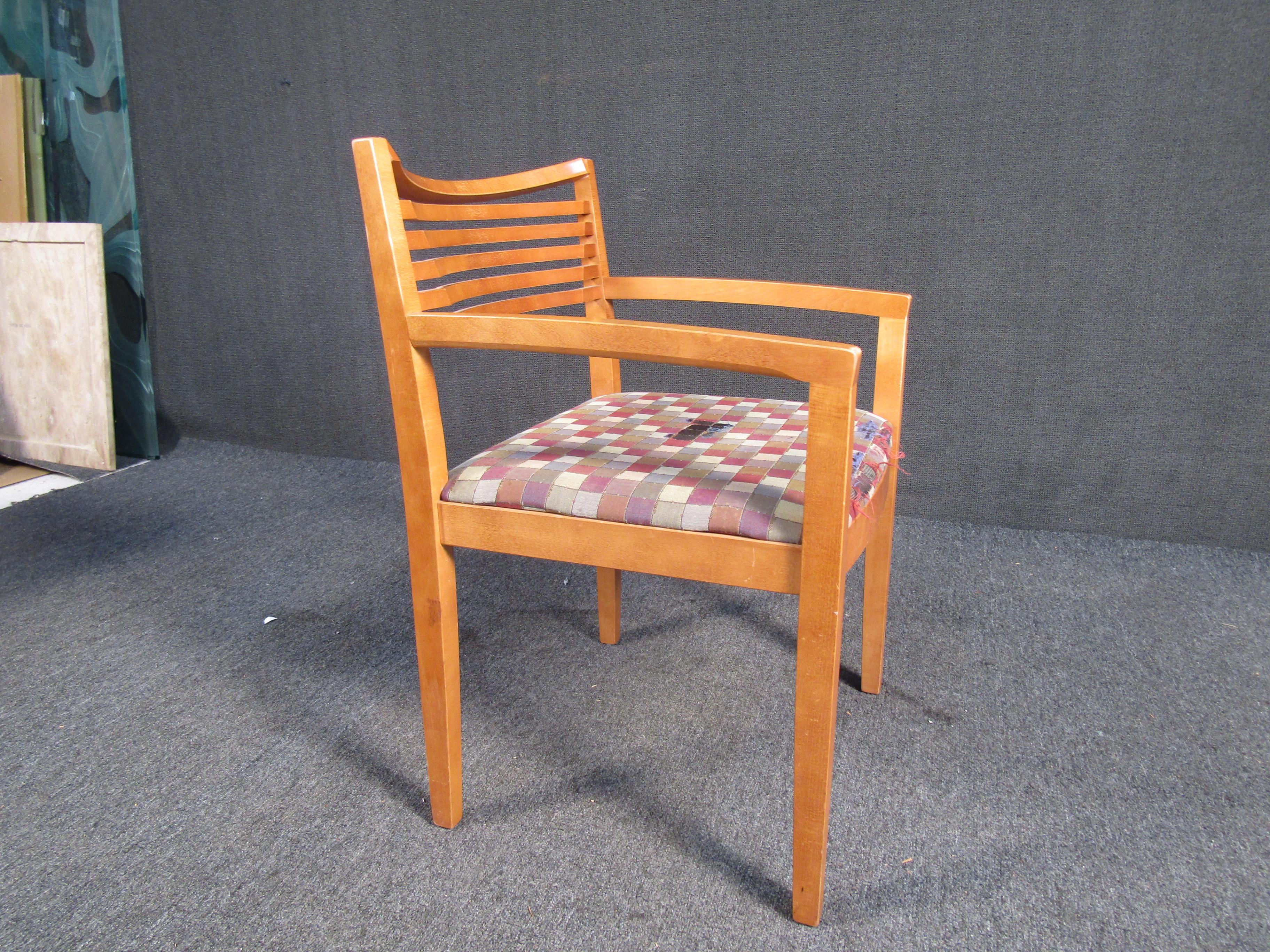 20th Century Mid-Century Modern Teak Dining Chair For Sale