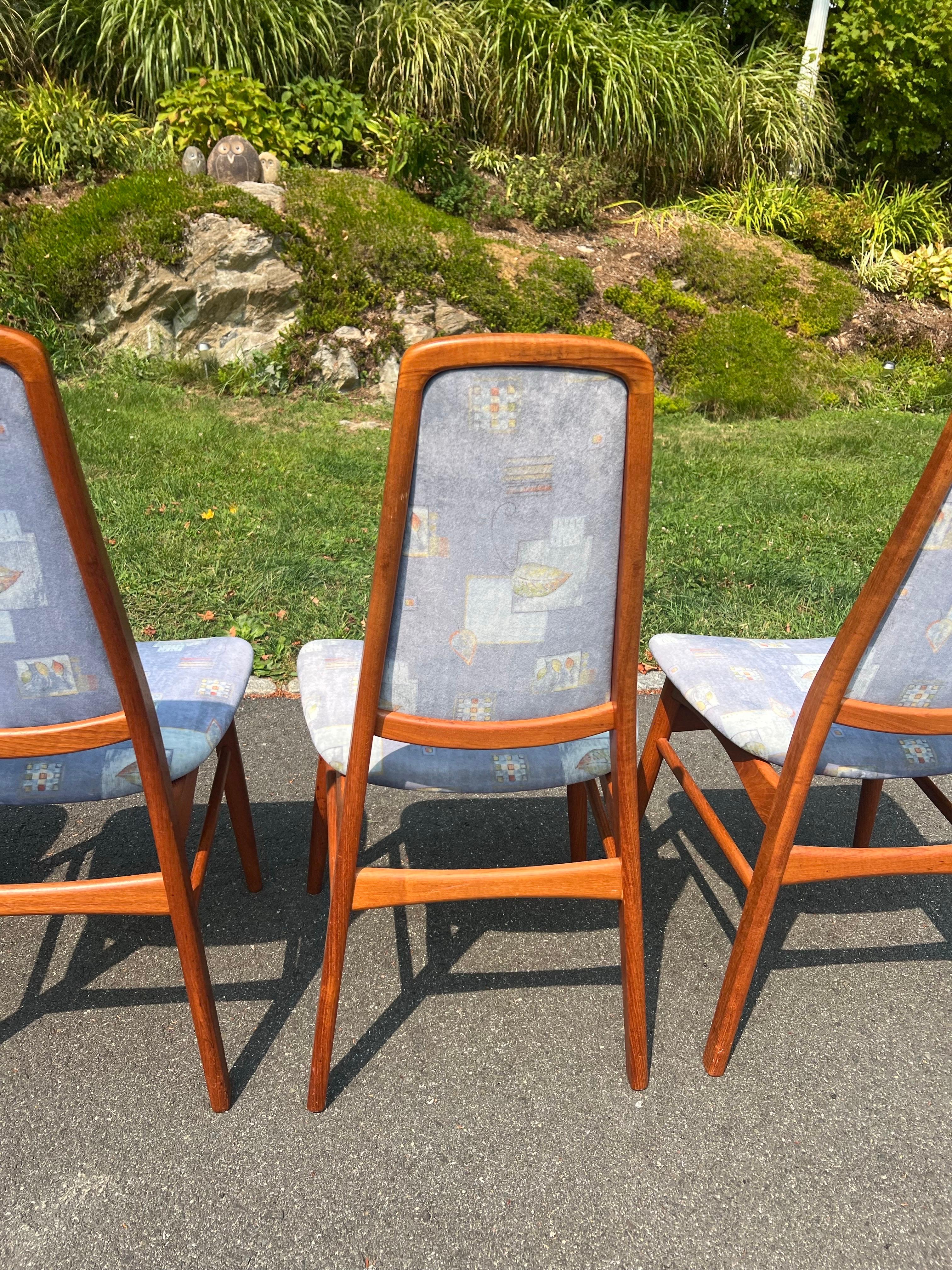 Chaises de salle à manger en teck modernes du milieu du siècle attribuées à Vamdrup Stolefabrik en vente 6