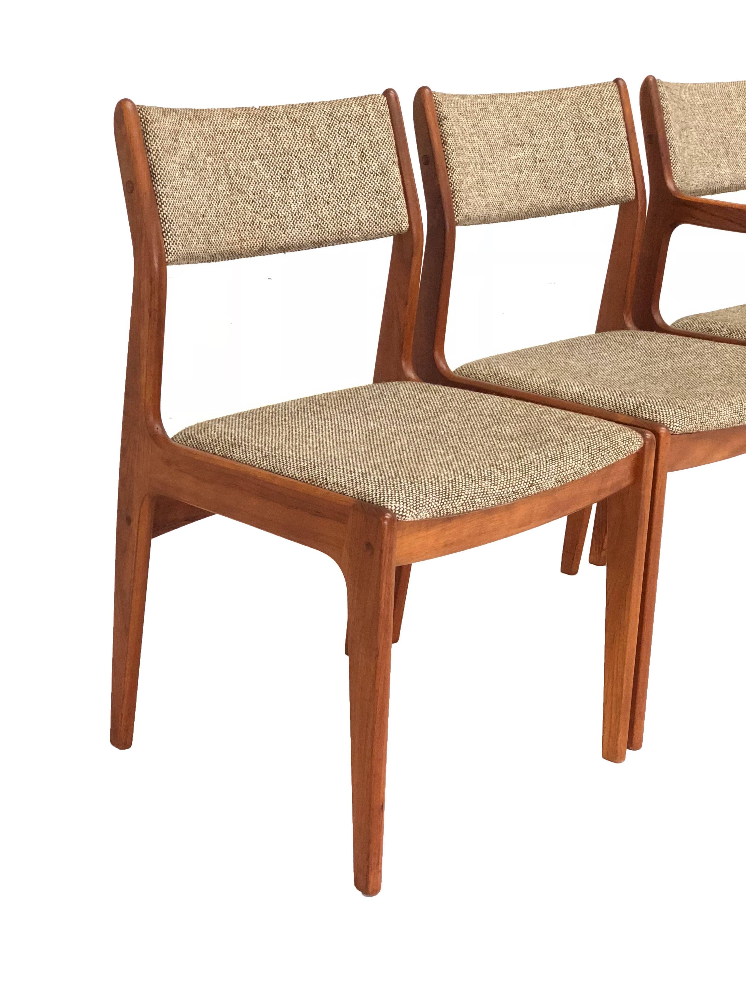 Mid-Century Modern Teak Dining Chairs 1