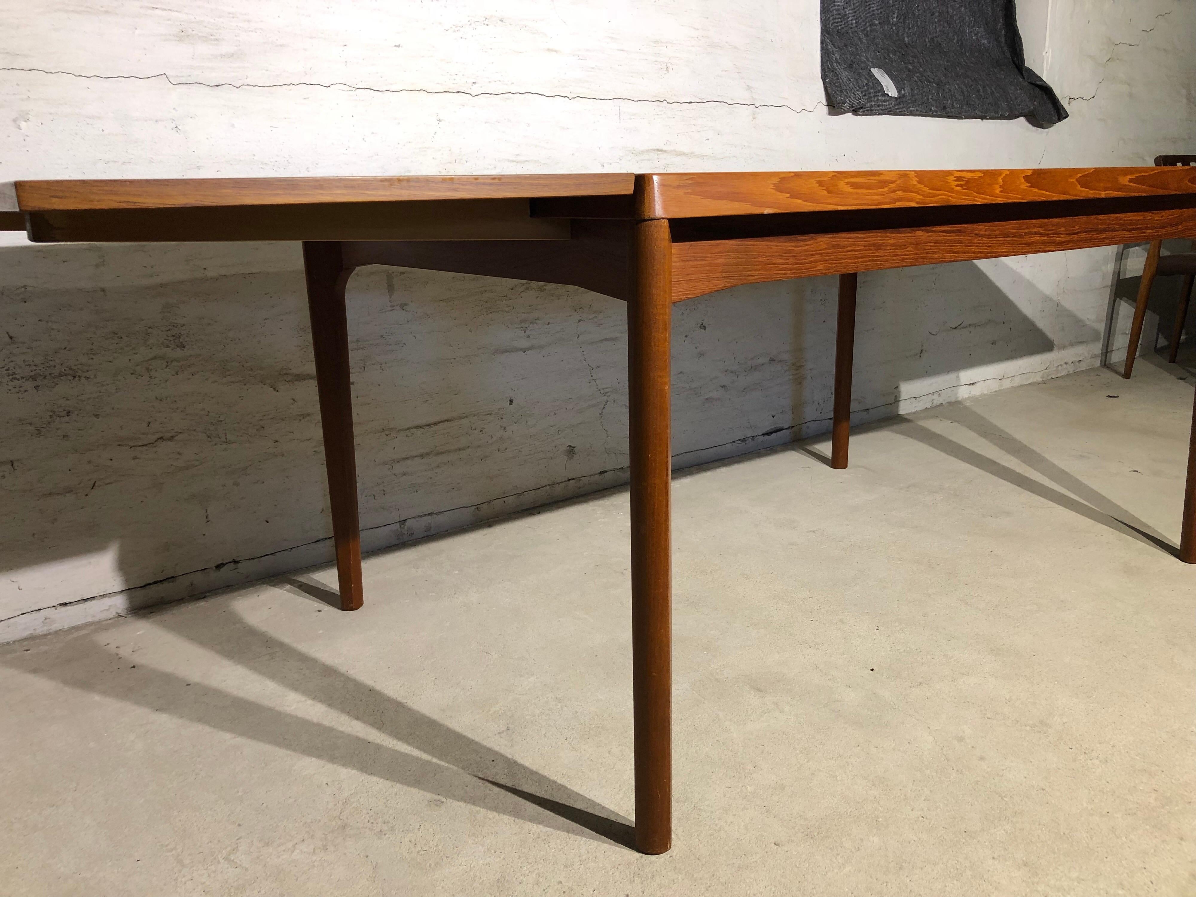 Mid-Century Modern Teak Dining Table by Henning Kjærnulf 7