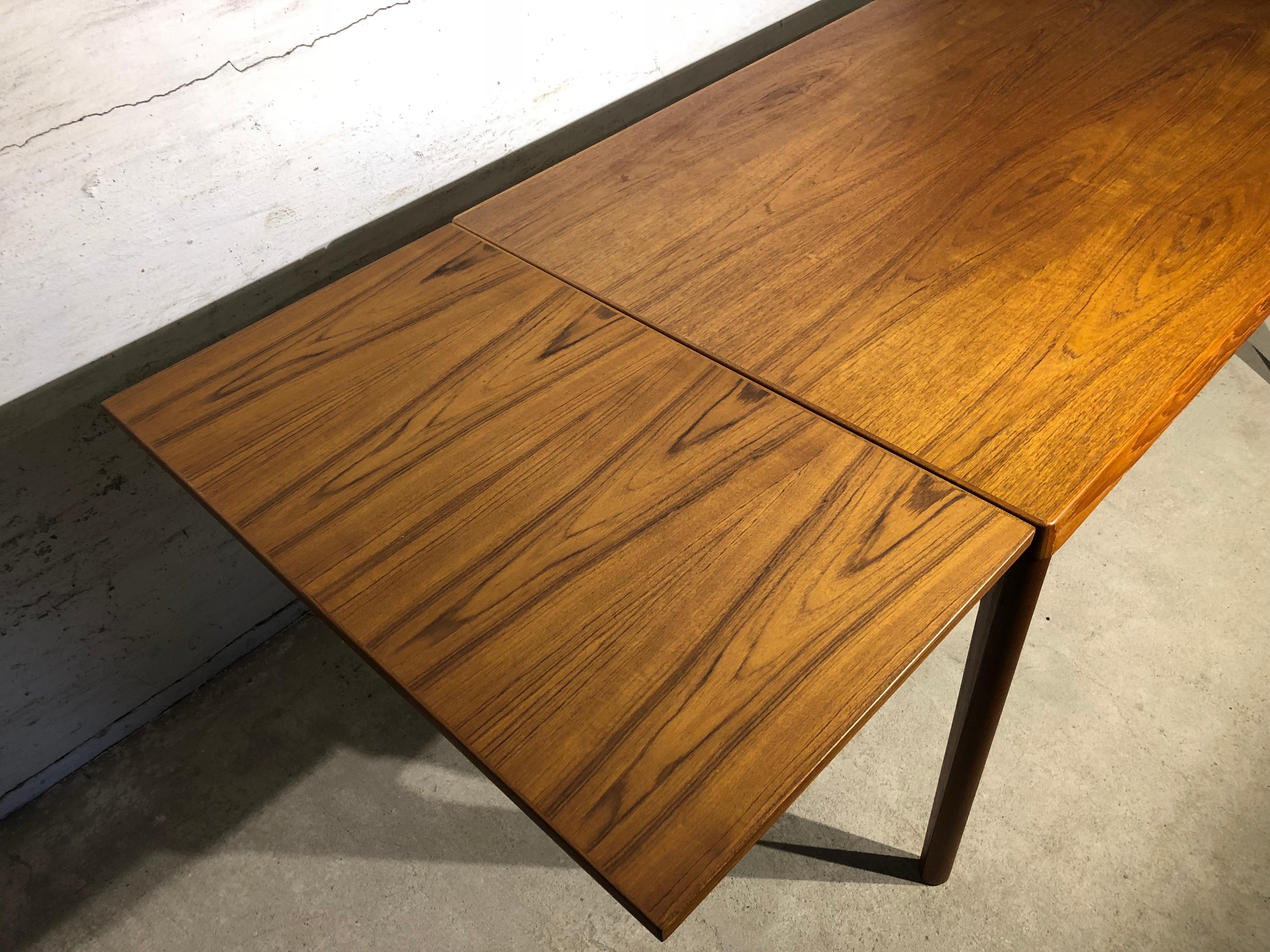 Mid-Century Modern Teak Dining Table by Henning Kjærnulf 2