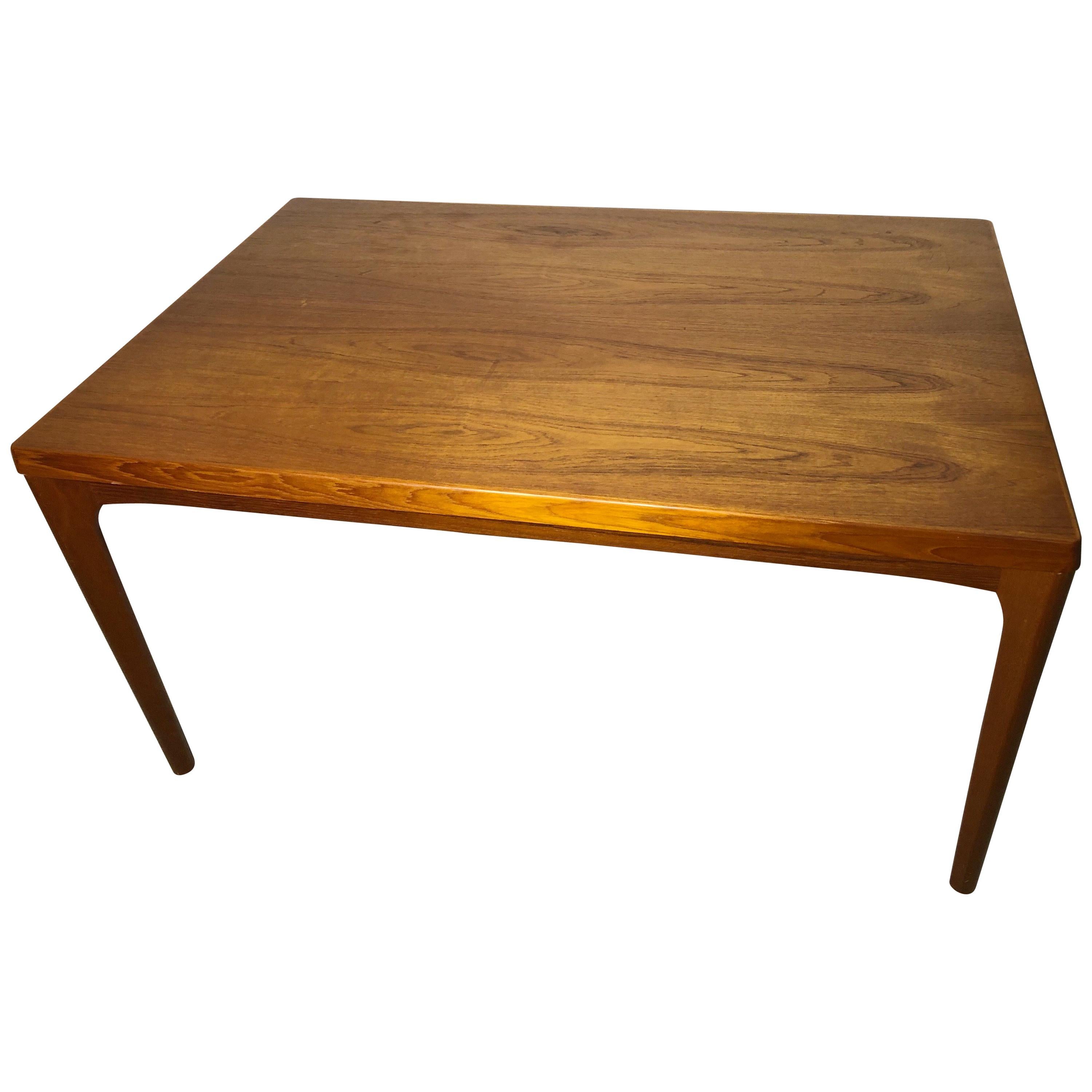 Mid-Century Modern Teak Dining Table by Henning Kjærnulf