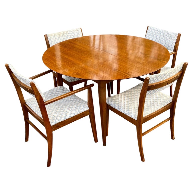 MidCentury Modern Teak Dining Table, Two Leaves And Four Chairs For