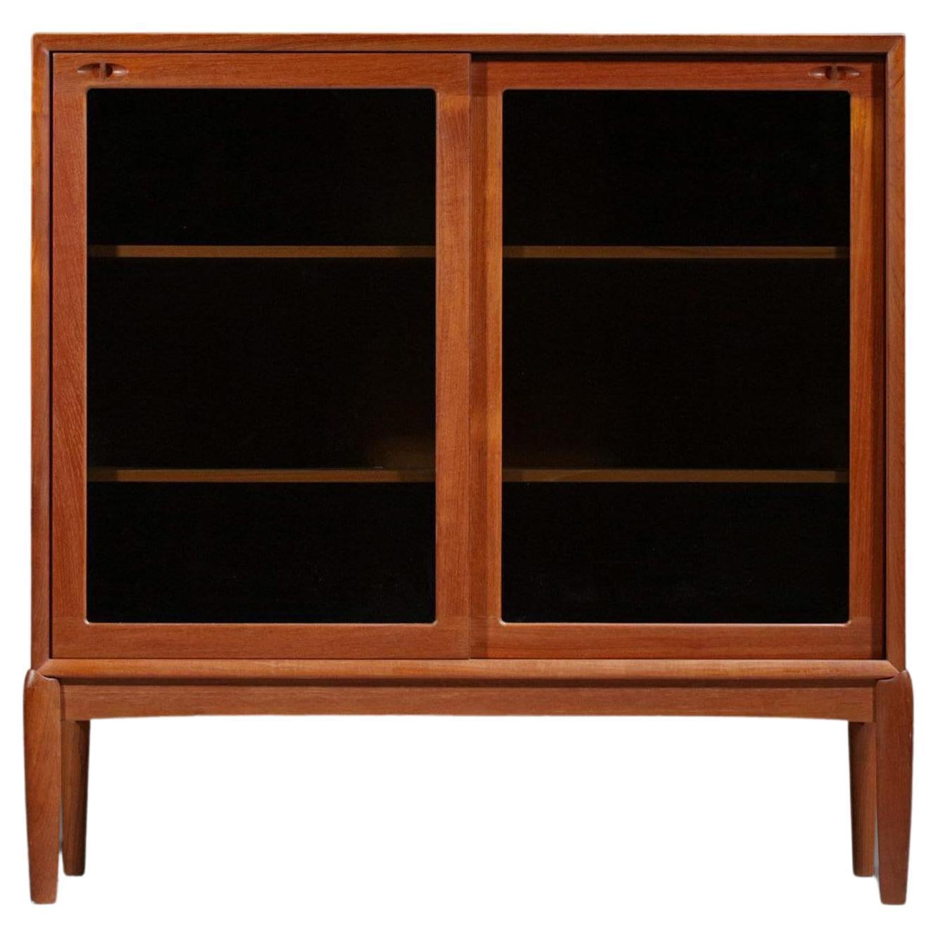 Mid-Century Modern Teak Display Cabinet w/ Sliding Glass Doors by HW Klein For Sale