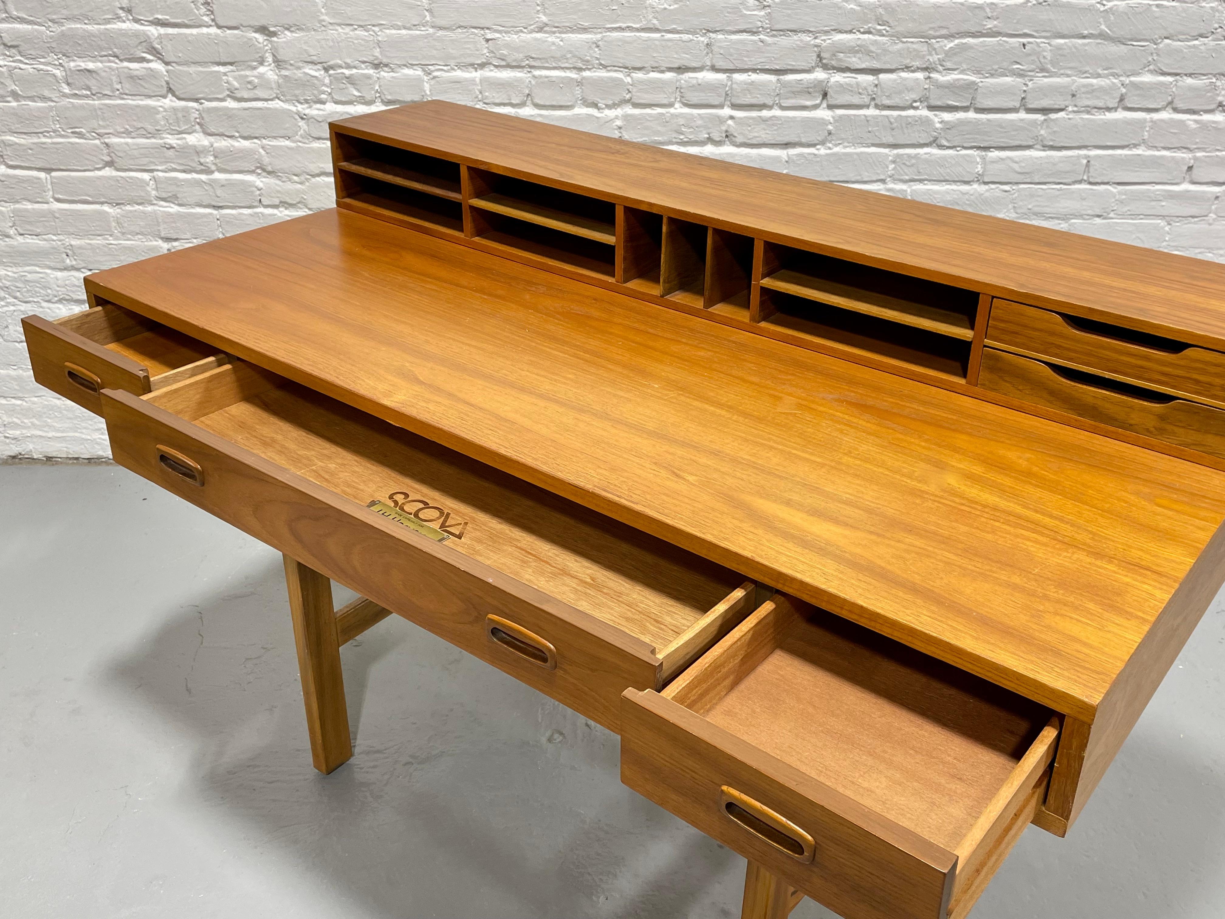 Mid Century Modern Teak Double Sided DESK in the style of Peter Lovig, 1960's In Good Condition For Sale In Weehawken, NJ