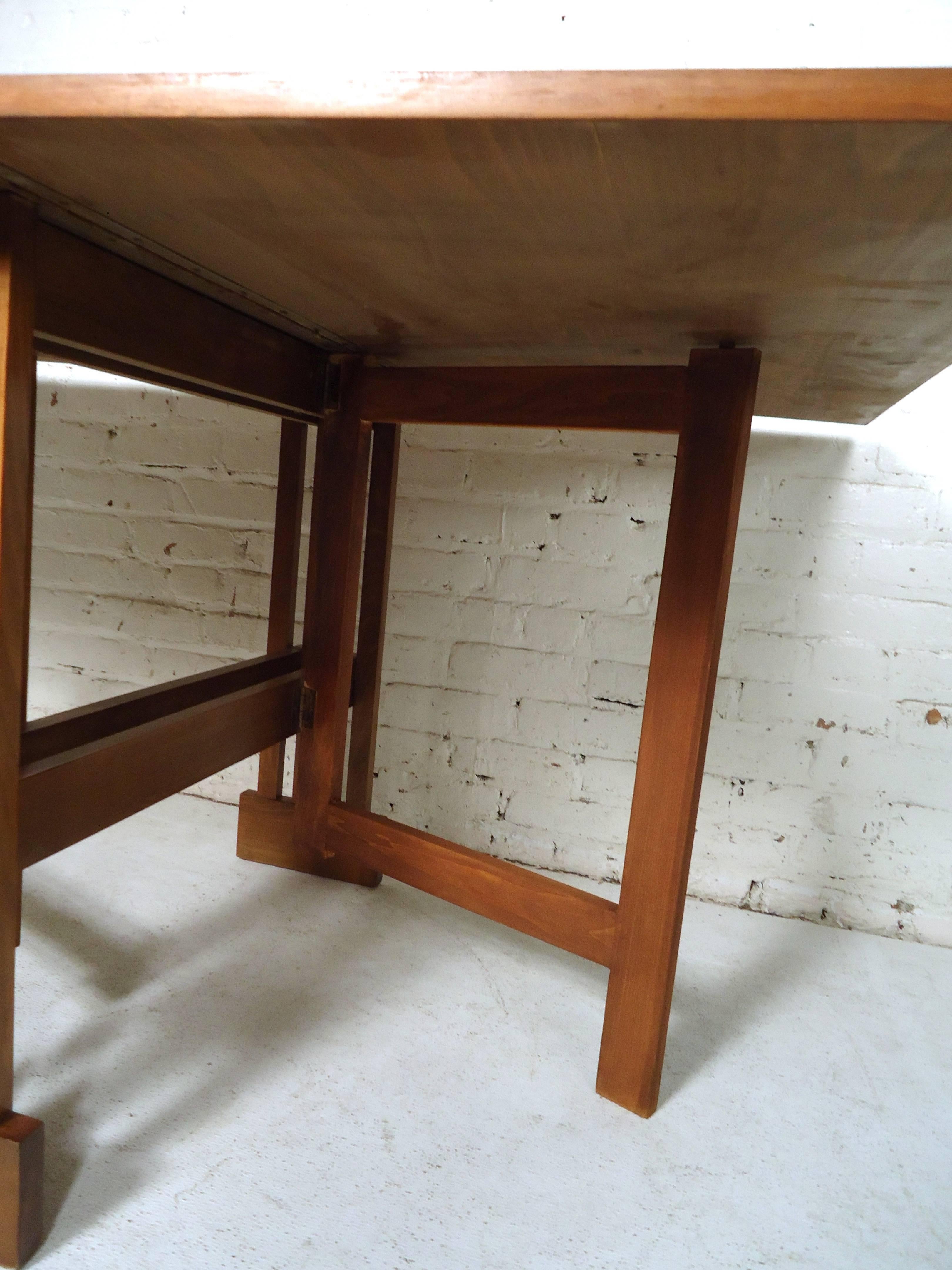 Mid-Century Modern Teak Drop Leaf Table 2