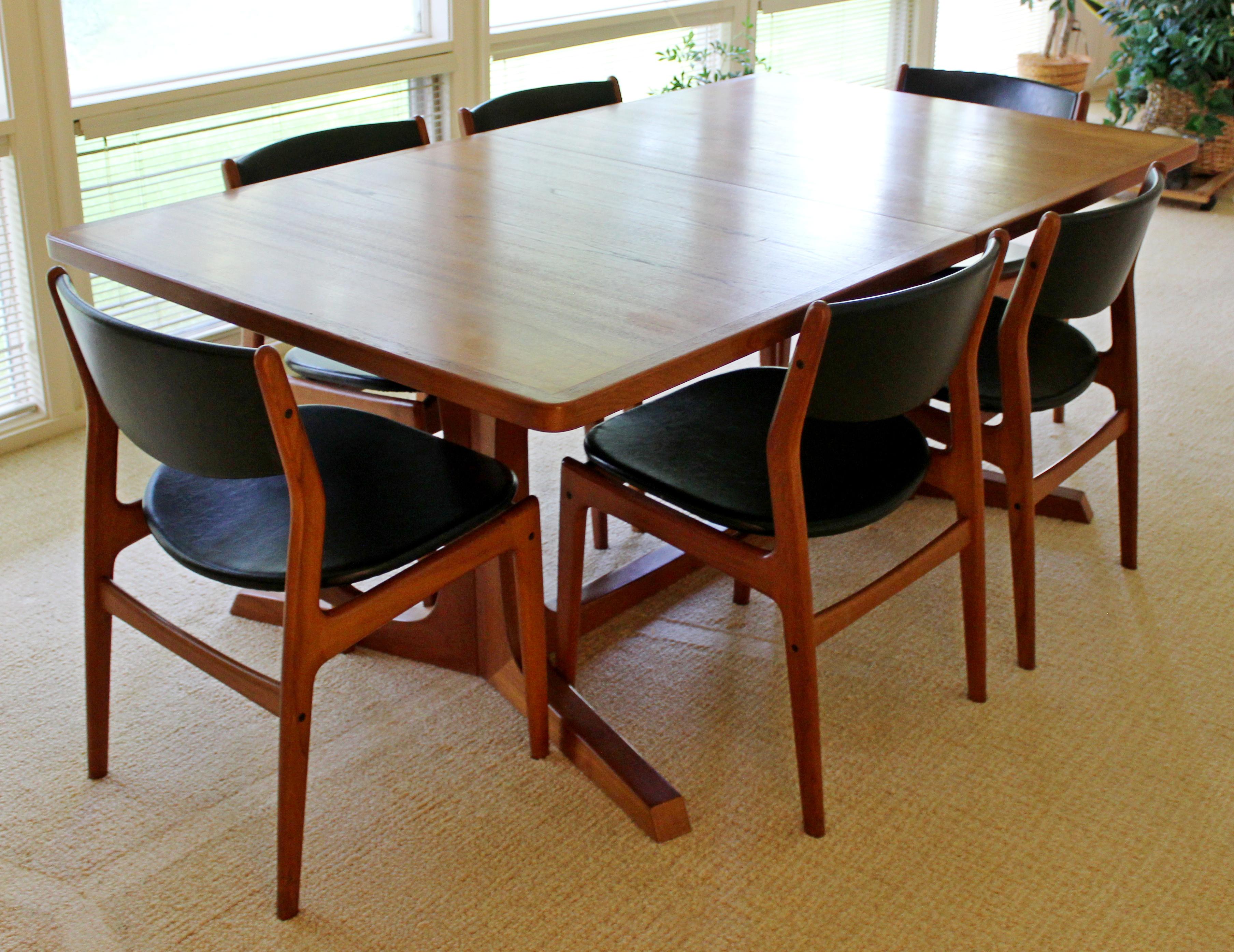 Scandinavian Mid-Century Modern Teak Expandable Dining Set Table, 2 Leaves, 6 Chairs Danish