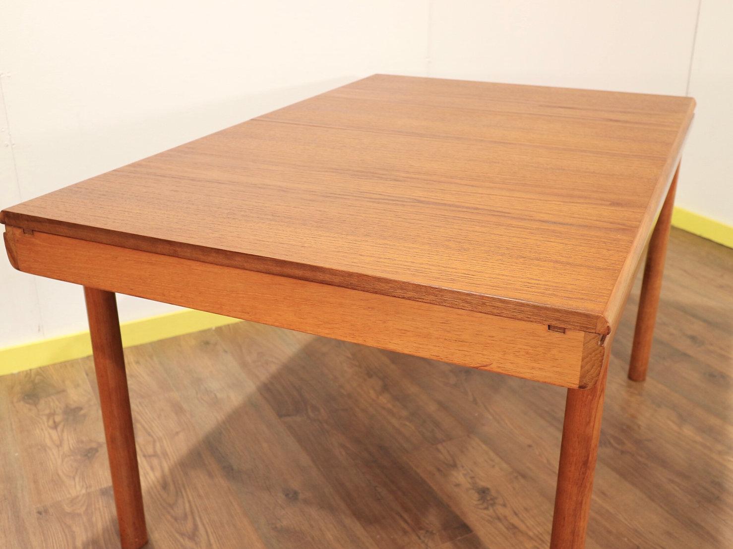 Mid-Century Modern Teak Extending Dining Table by White and Newton 1