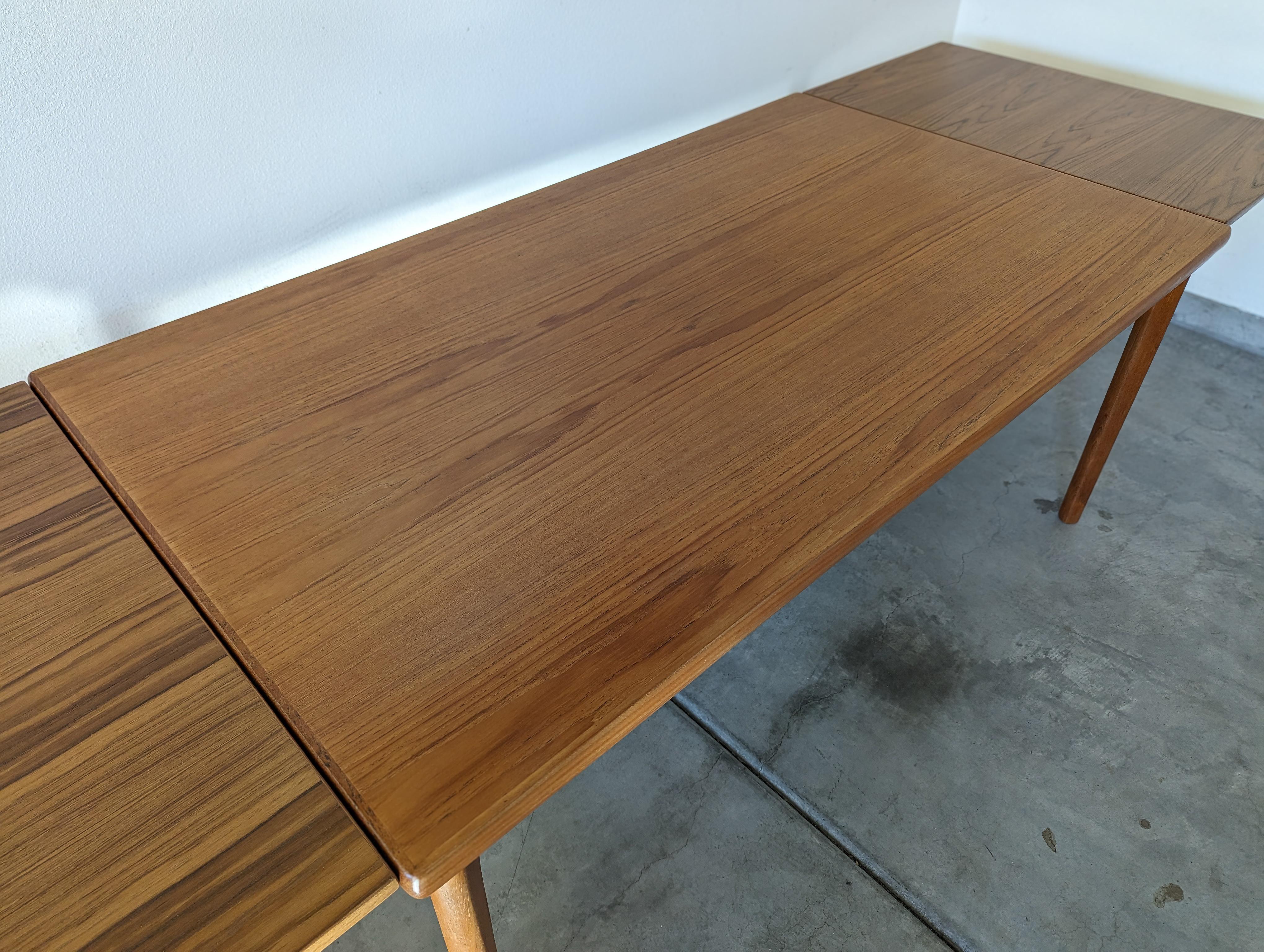 Mid Century Modern Teak Extension Dining Table By Gudme, c1960s For Sale 3