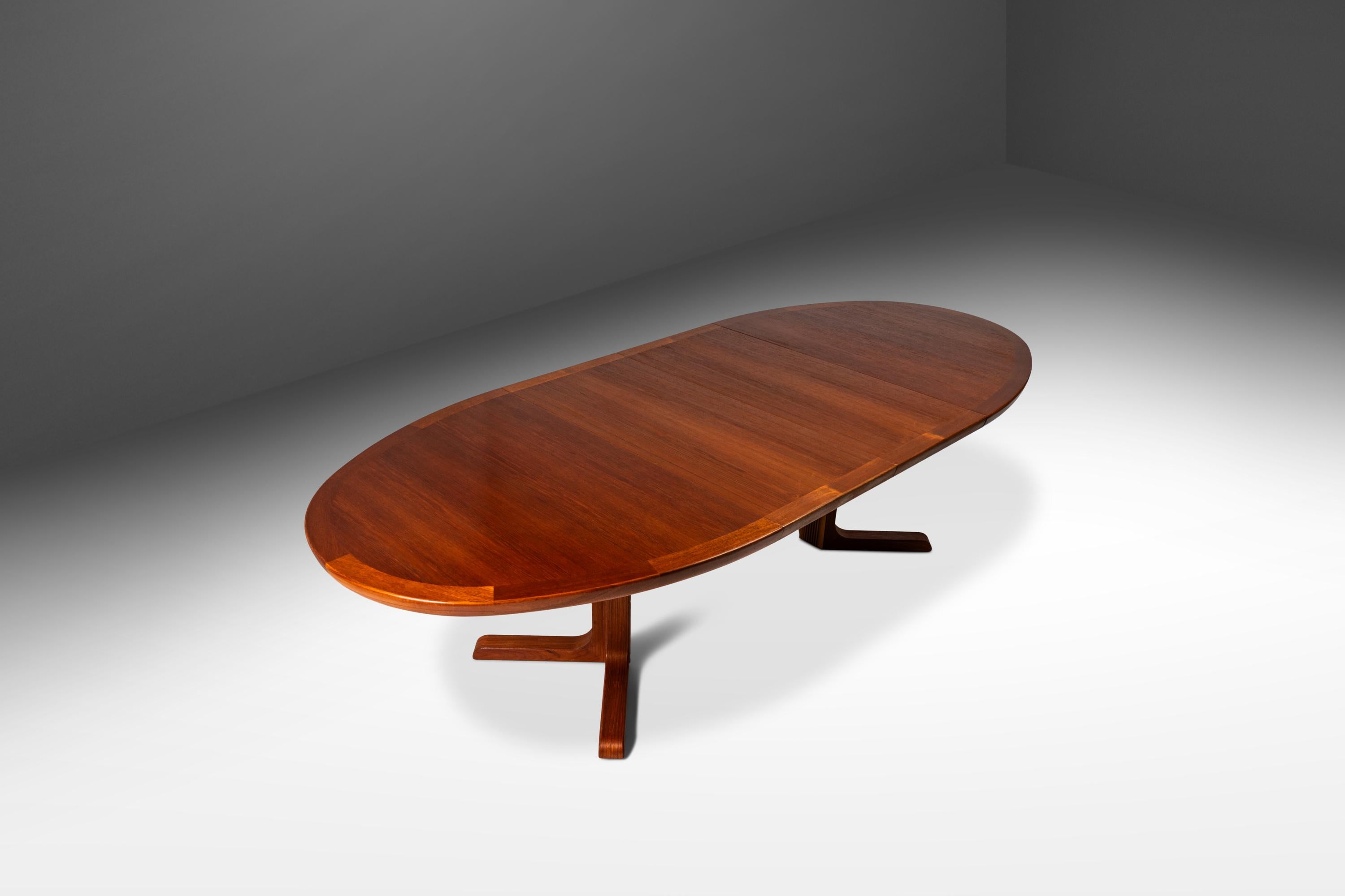 Late 20th Century Mid-Century Modern Teak Extension Dining Table by Skovby Møbelfabrik, c. 1970's For Sale