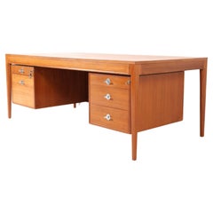 Vintage  Mid-Century Modern Teak FD-951 Diplomat Desk by Finn Juhl for France & Søn